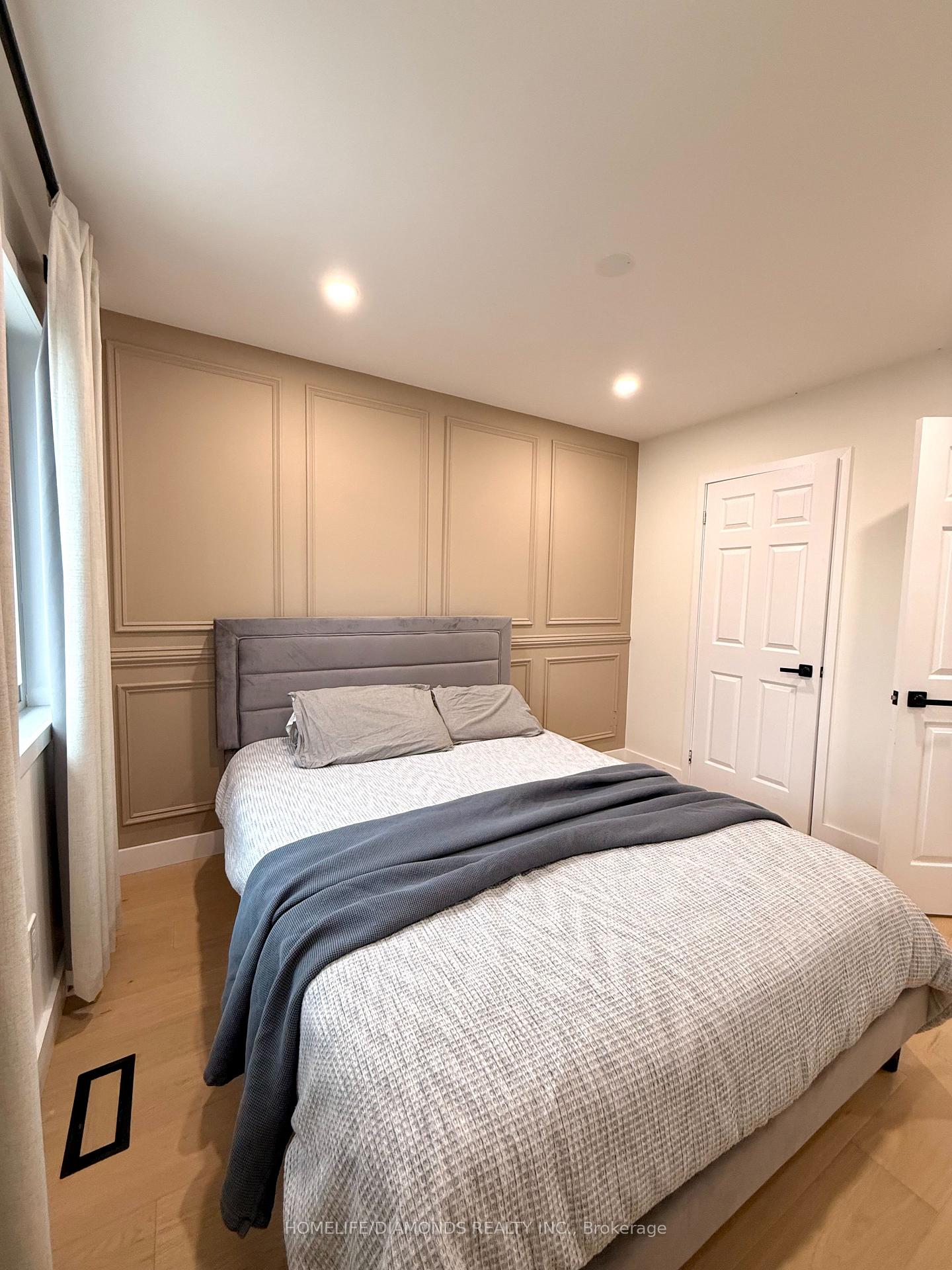 Photo 10 of 106 Stokely Crescent, Whitby, Downtown Whitby — HOMEH