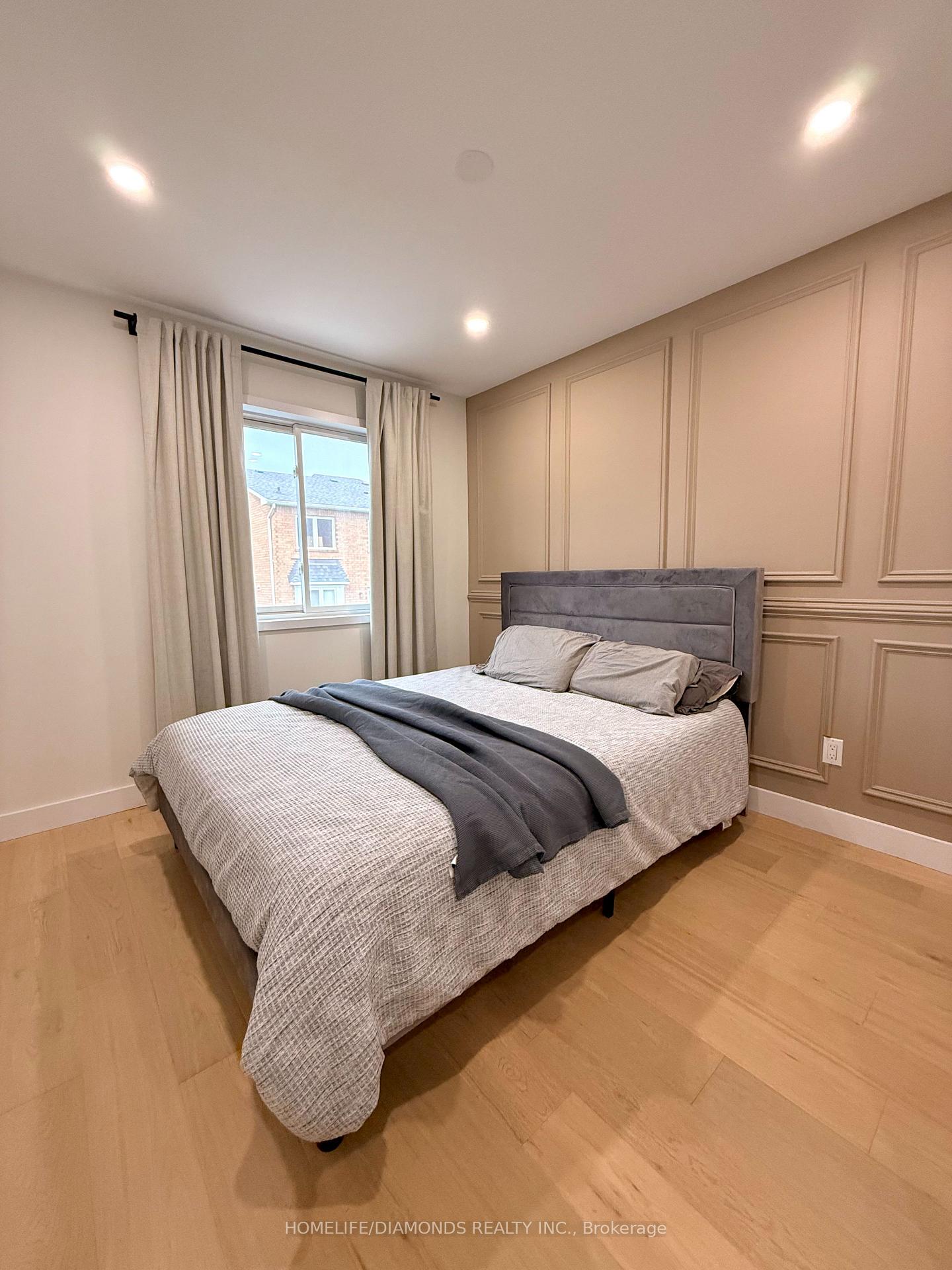 Photo 16 of 106 Stokely Crescent, Whitby, Downtown Whitby — HOMEH