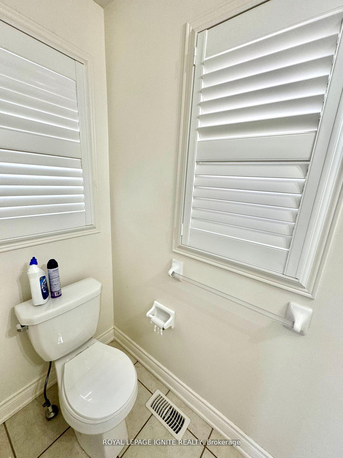 Photo 16 of Unit Upper, 5 Holroyd Street, Ajax, Central East — HOMEH