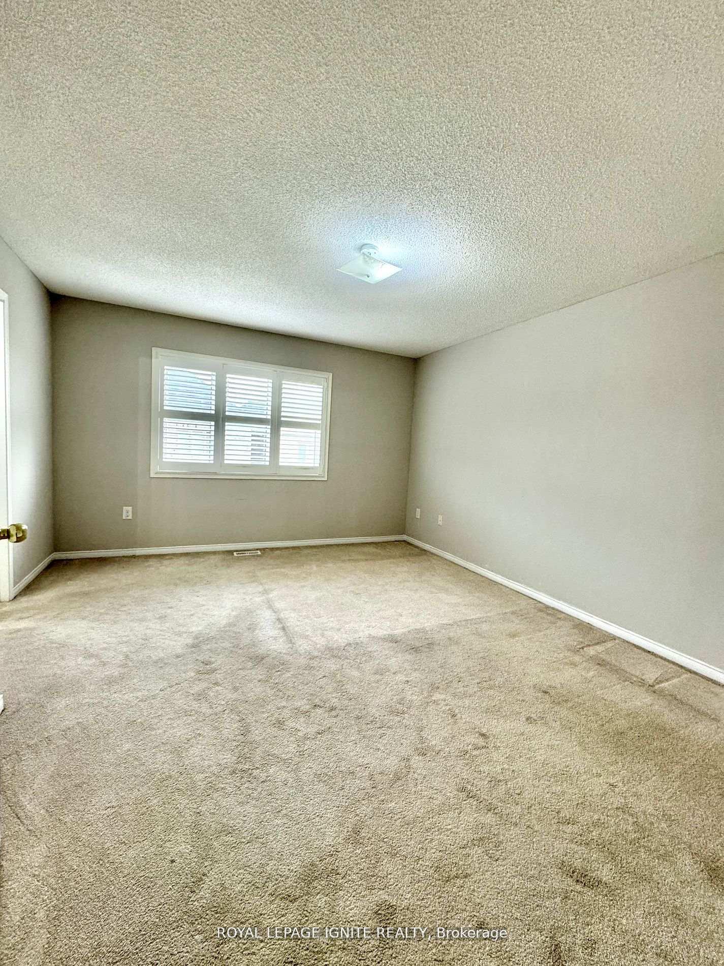 Photo 25 of Unit Upper, 5 Holroyd Street, Ajax, Central East — HOMEH