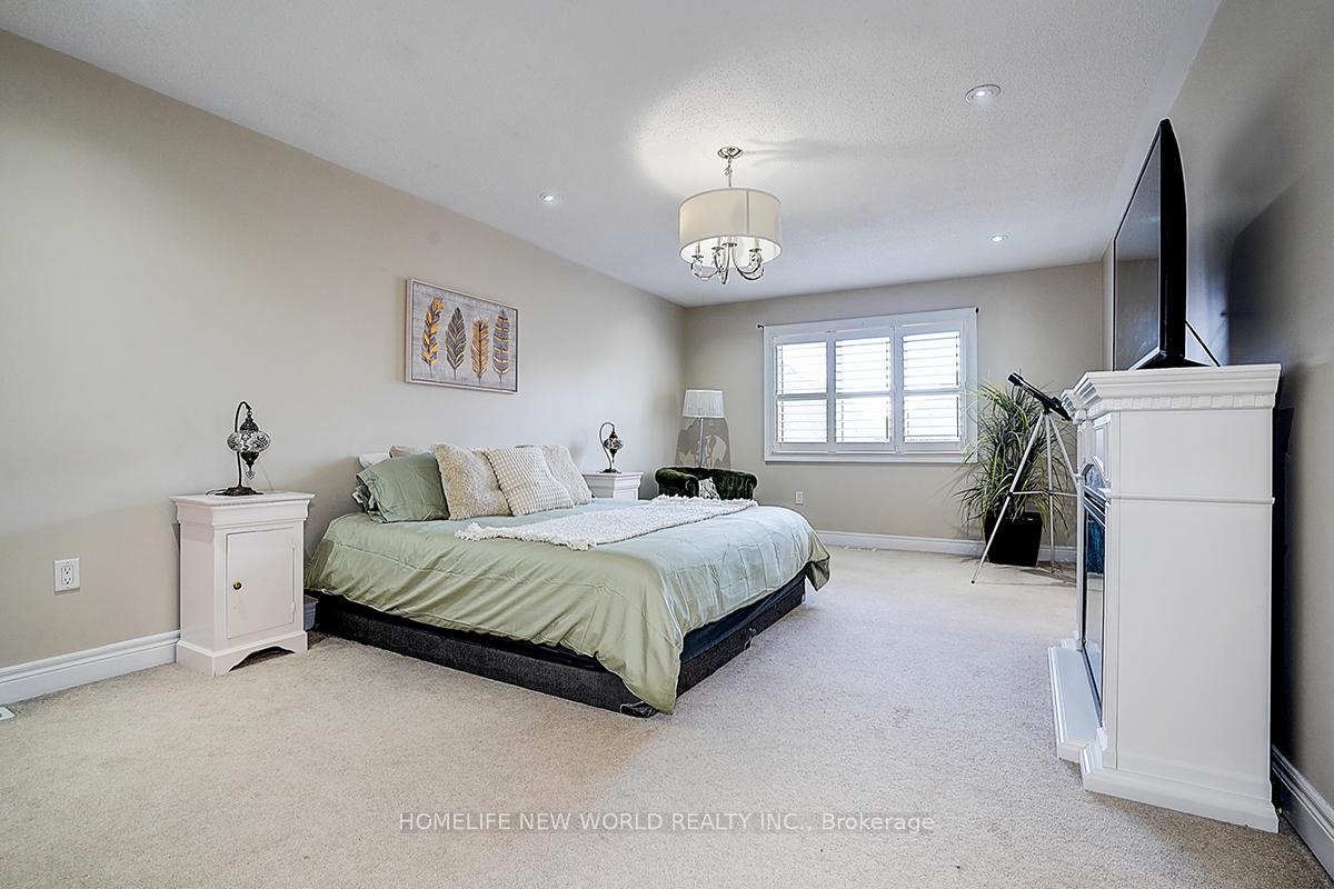 Photo 17 of 253 Cannes Avenue, Vaughan, Vellore Village — HOMEH