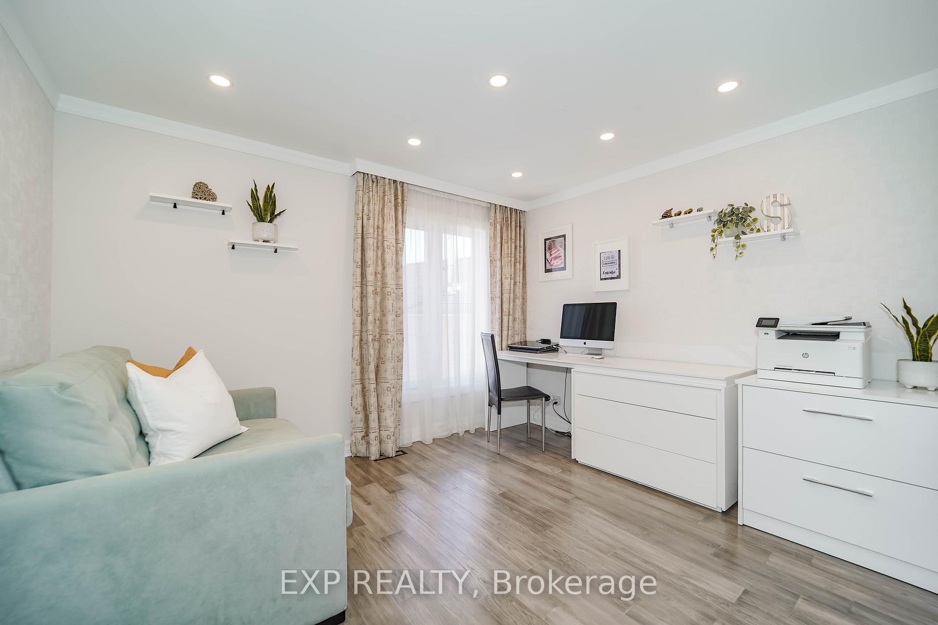 Photo 35 of 69 Mullen Drive, Ajax, Central West — HOMEH