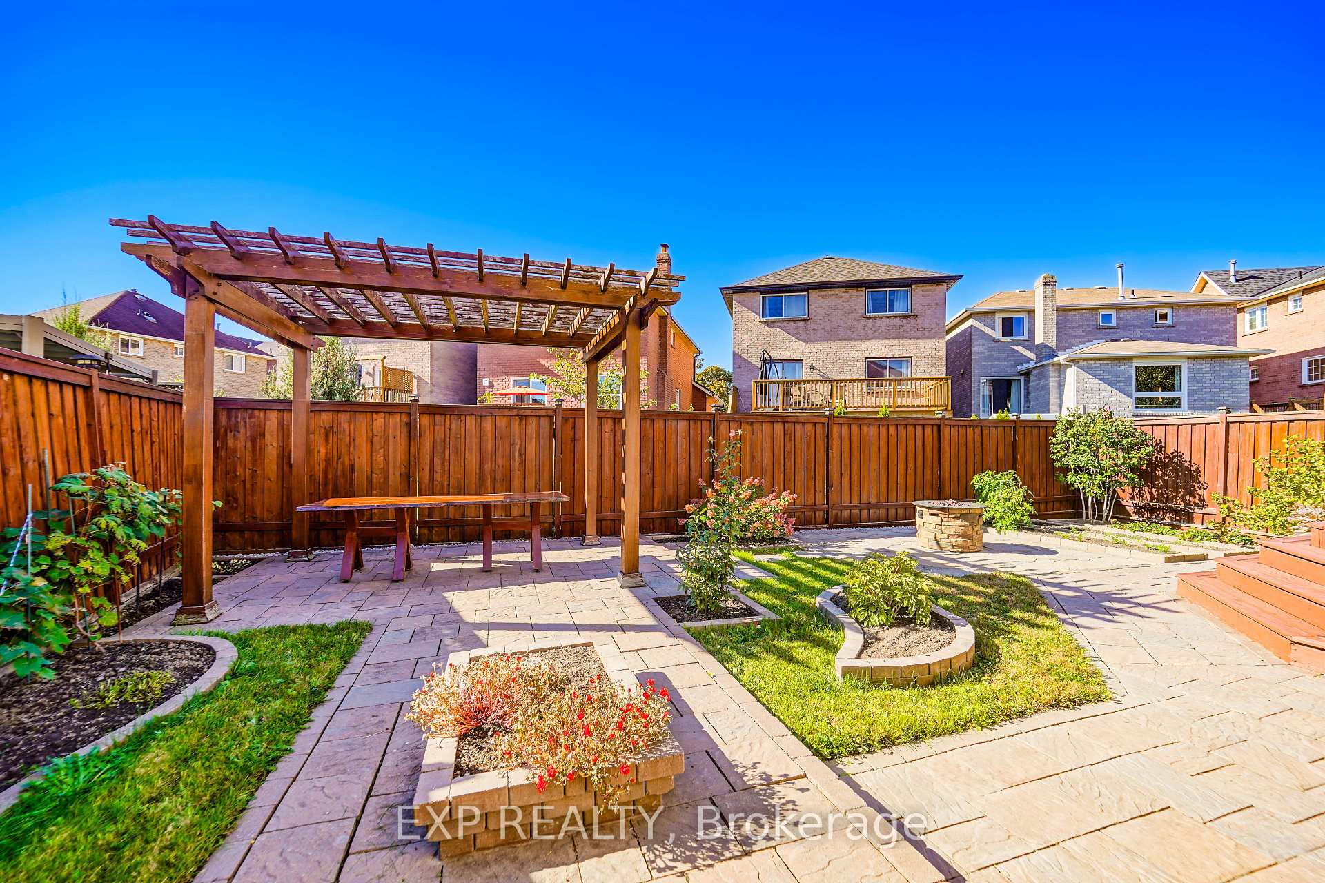 Photo 43 of 69 Mullen Drive, Ajax, Central West — HOMEH