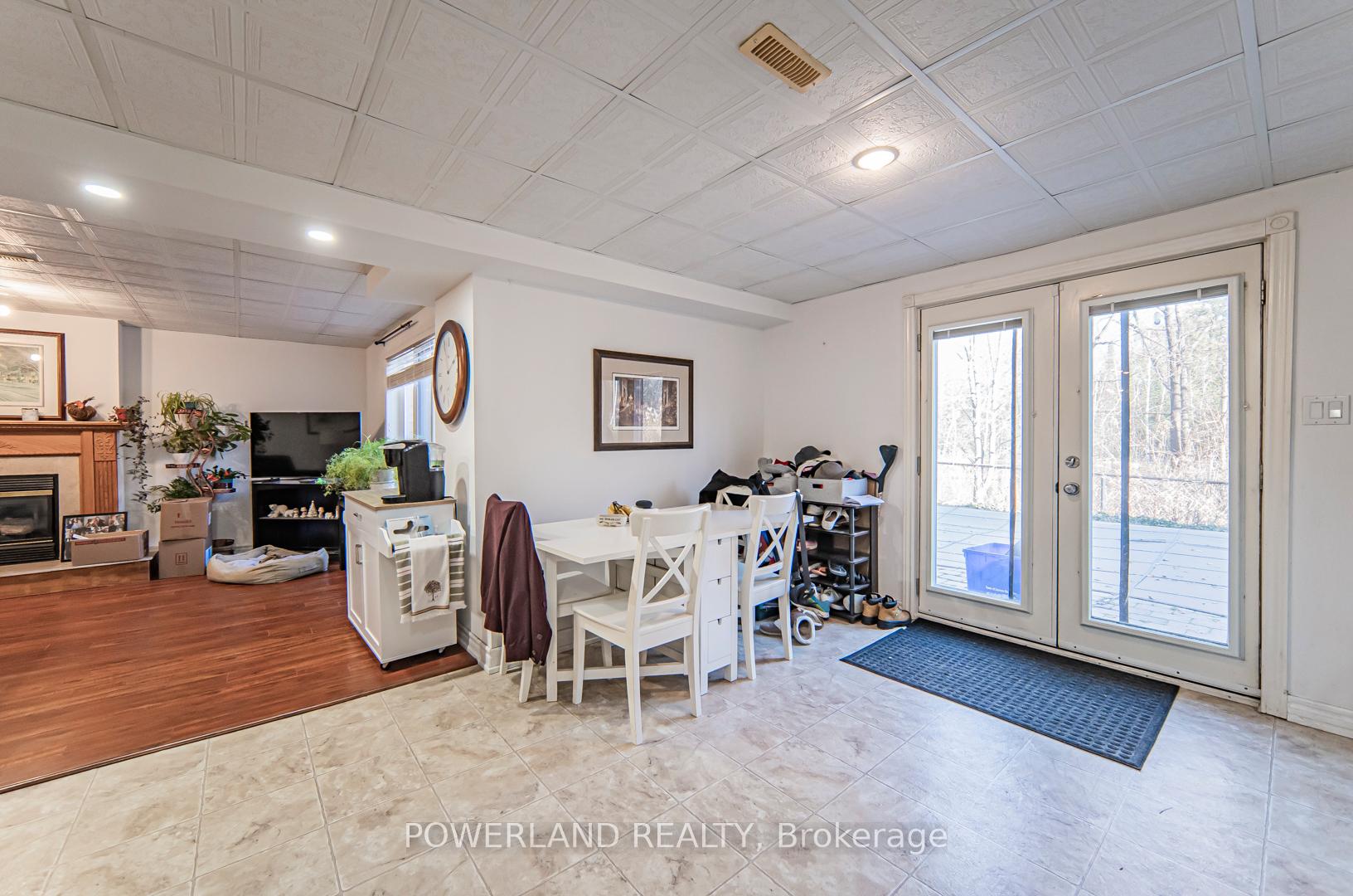 Photo 7 of Unit Basement, 23 Deerhorn Crescent, Aurora, Aurora Highlands — HOMEH