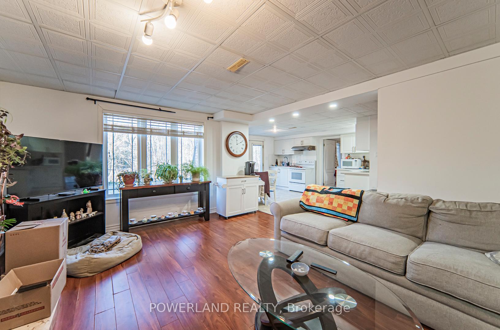 Photo 10 of Unit Basement, 23 Deerhorn Crescent, Aurora, Aurora Highlands — HOMEH