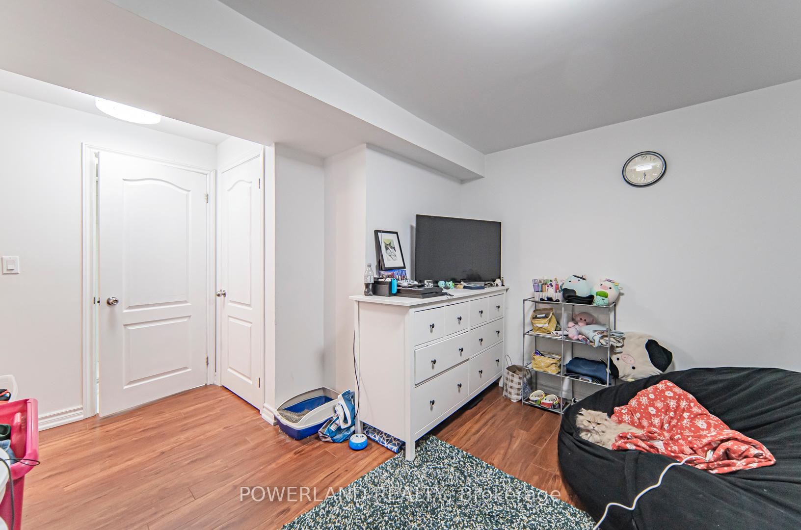 Photo 17 of Unit Basement, 23 Deerhorn Crescent, Aurora, Aurora Highlands — HOMEH