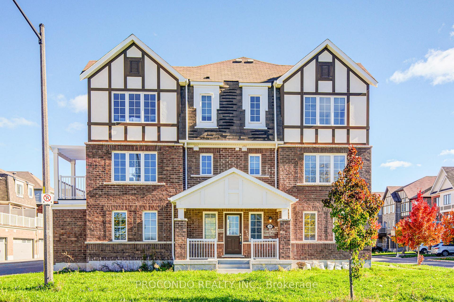 Photo 1 of 38 Bluegill Crescent, Whitby, Rural Whitby — HOMEH