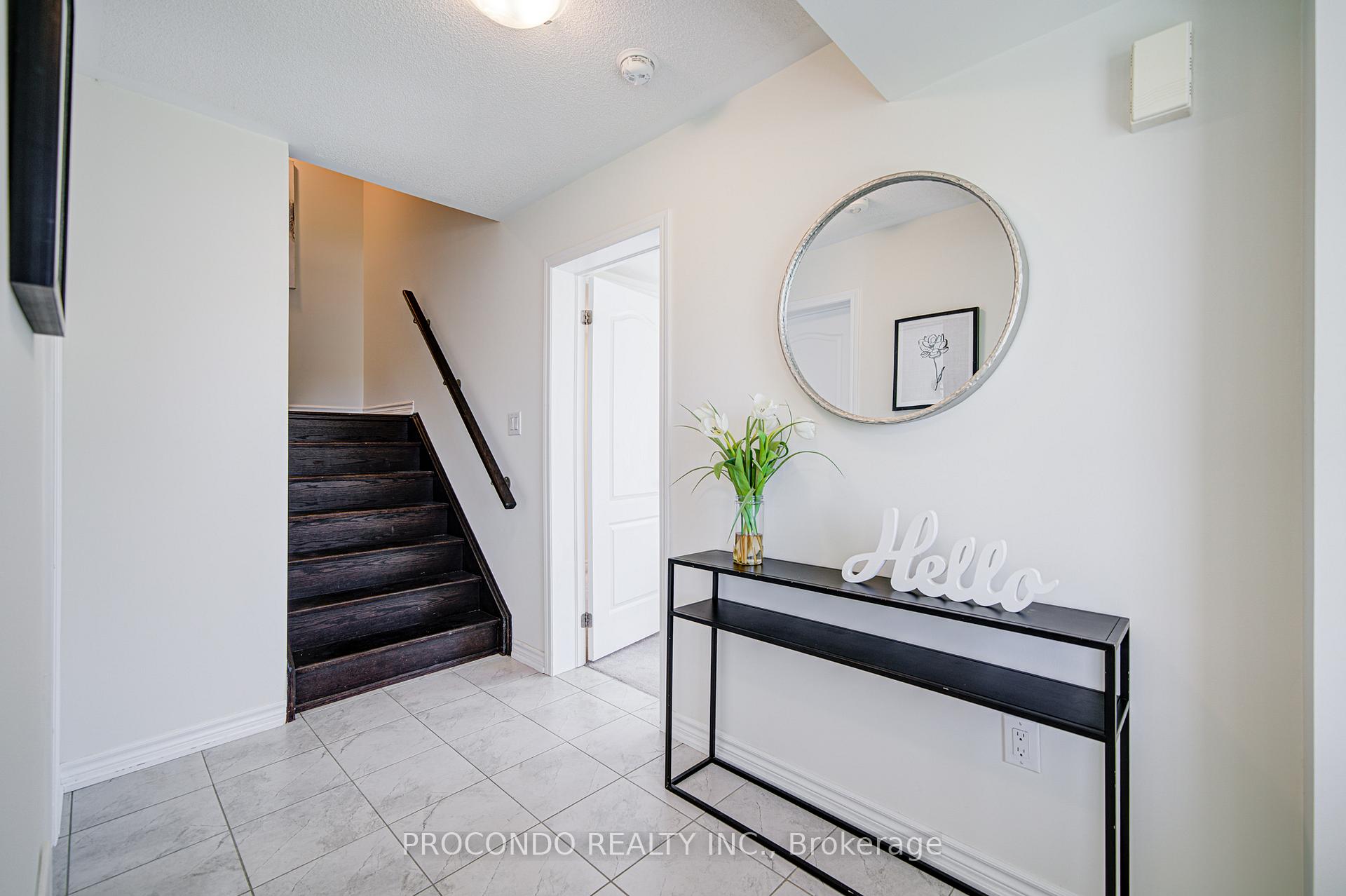 Photo 5 of 38 Bluegill Crescent, Whitby, Rural Whitby — HOMEH