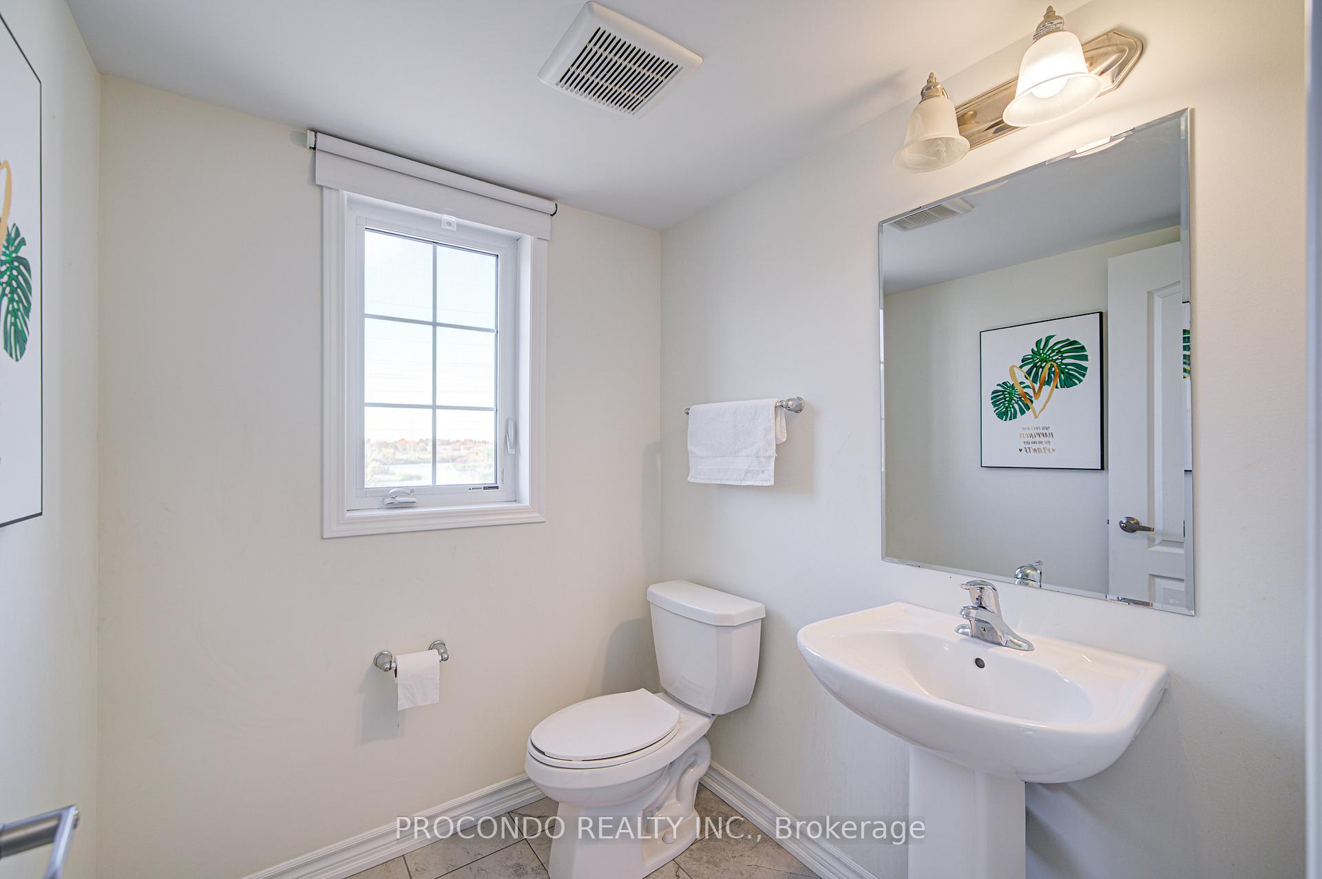 Photo 15 of 38 Bluegill Crescent, Whitby, Rural Whitby — HOMEH