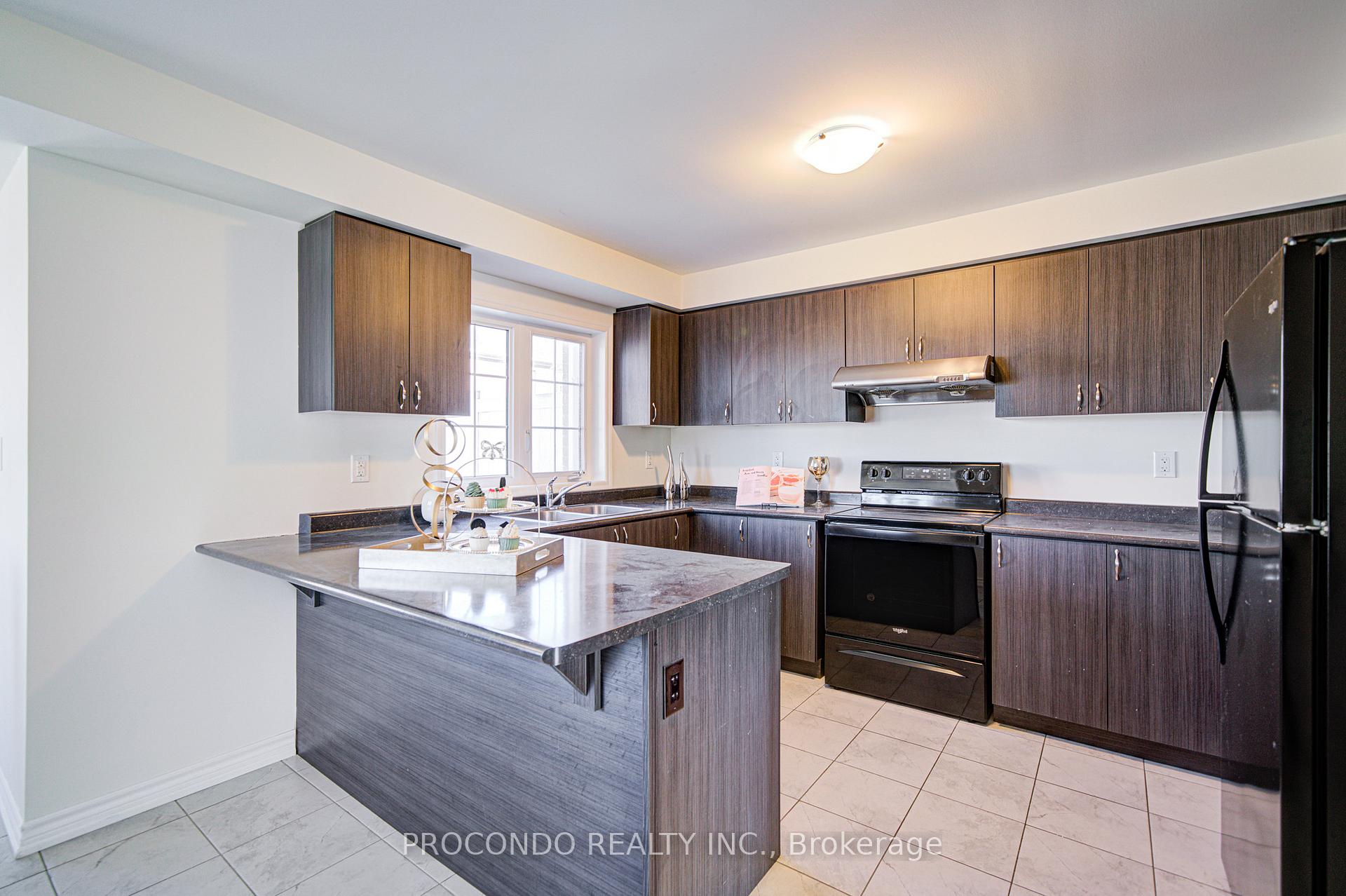 Photo 17 of 38 Bluegill Crescent, Whitby, Rural Whitby — HOMEH