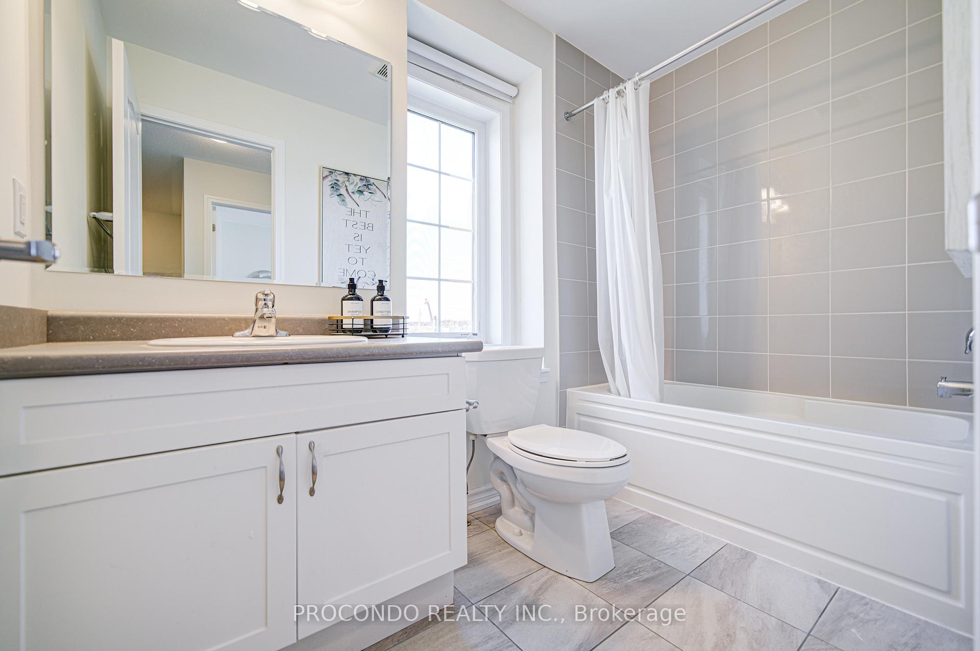 Photo 33 of 38 Bluegill Crescent, Whitby, Rural Whitby — HOMEH