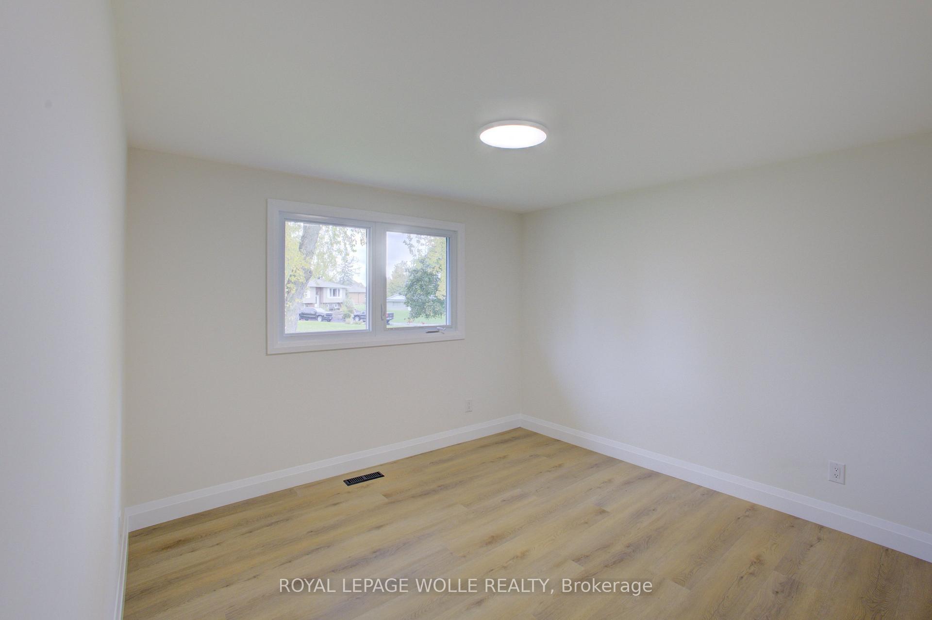 Photo 21 of 7 Trillium Court, Woolwich — HOMEH