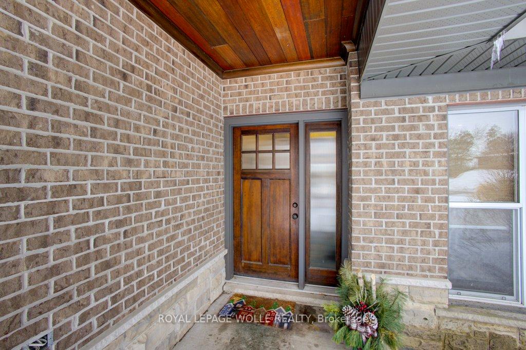 Photo 6 of 77 Leaside Place, Waterloo — HOMEH