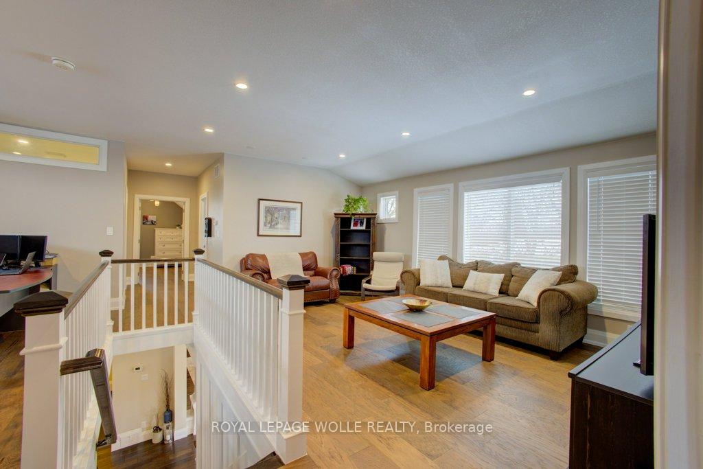 Photo 24 of 77 Leaside Place, Waterloo — HOMEH