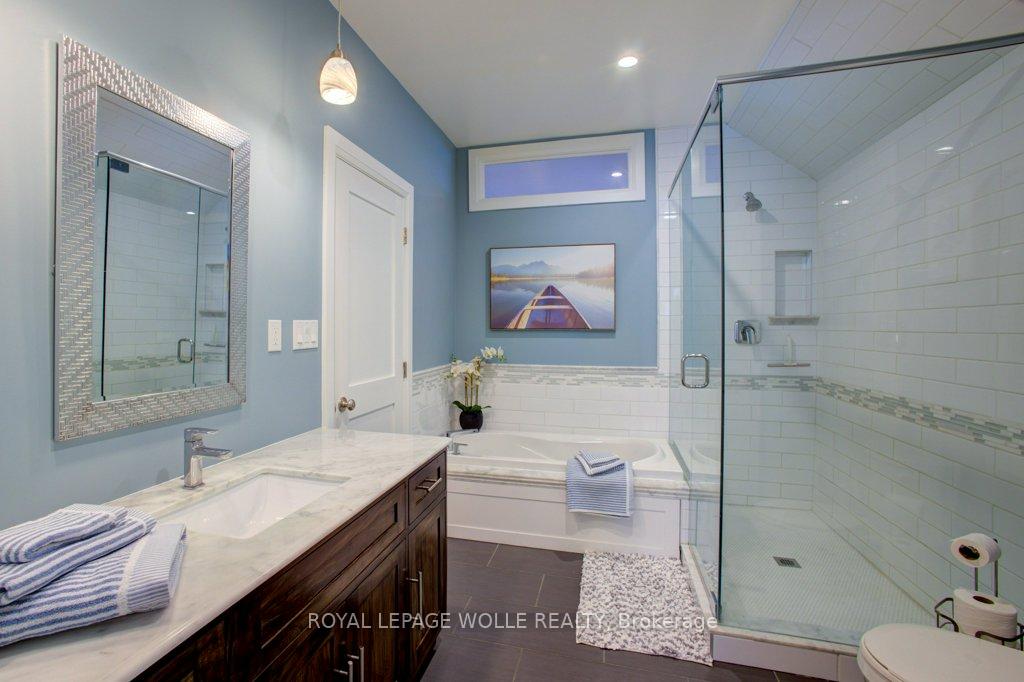 Photo 31 of 77 Leaside Place, Waterloo — HOMEH