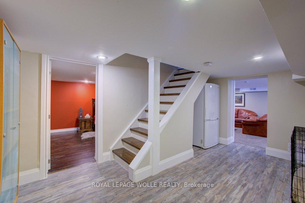 Photo 32 of 77 Leaside Place, Waterloo — HOMEH