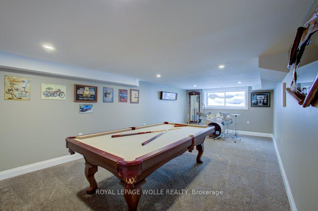 Photo 34 of 77 Leaside Place, Waterloo — HOMEH