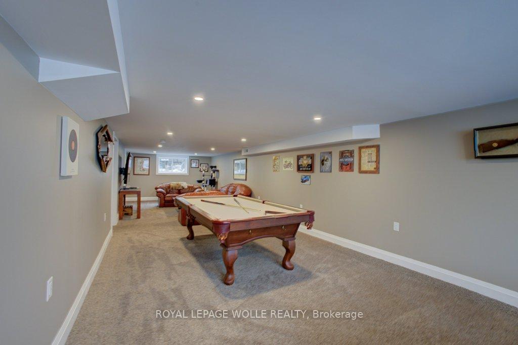Photo 35 of 77 Leaside Place, Waterloo — HOMEH