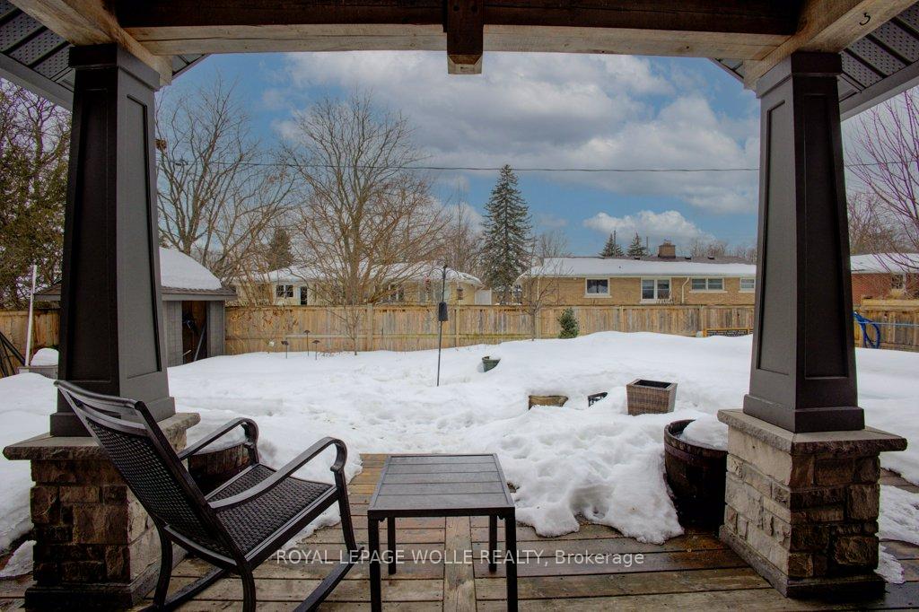 Photo 40 of 77 Leaside Place, Waterloo — HOMEH
