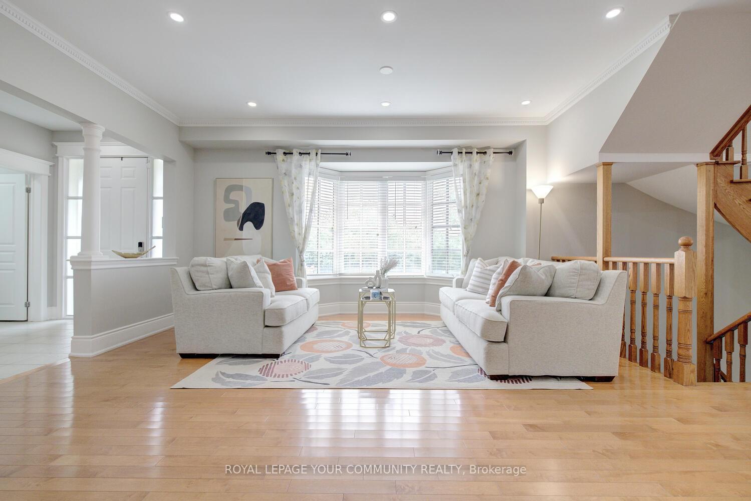 Photo 8 of 2 Aegis Drive, Vaughan, Patterson — HOMEH