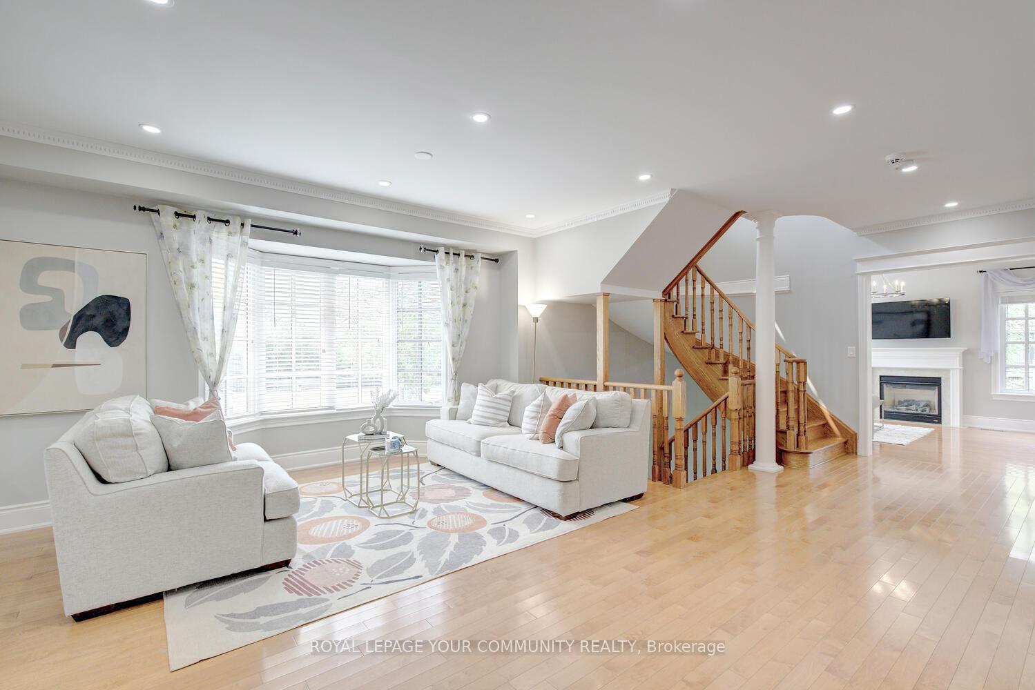 Photo 12 of 2 Aegis Drive, Vaughan, Patterson — HOMEH