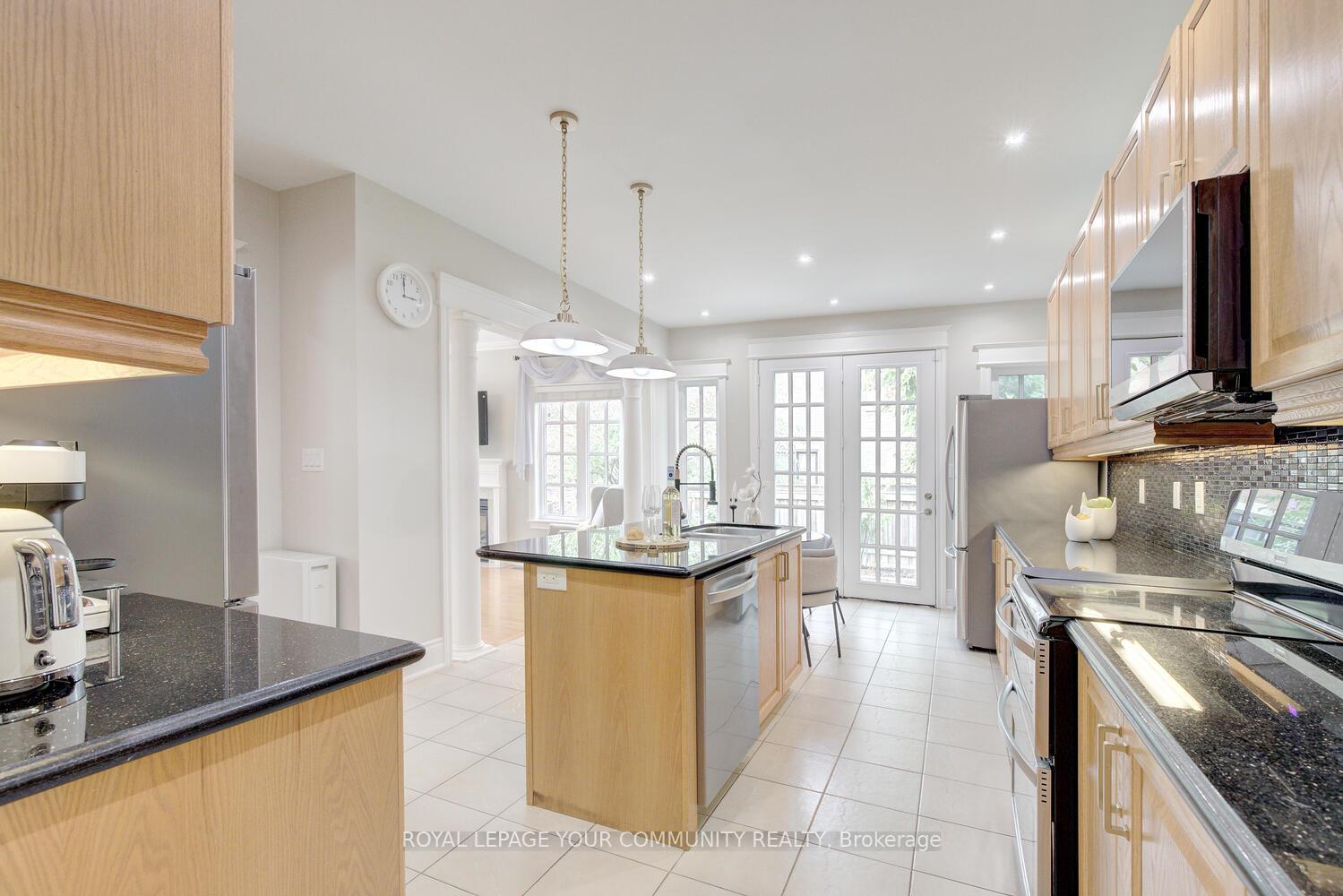 Photo 21 of 2 Aegis Drive, Vaughan, Patterson — HOMEH