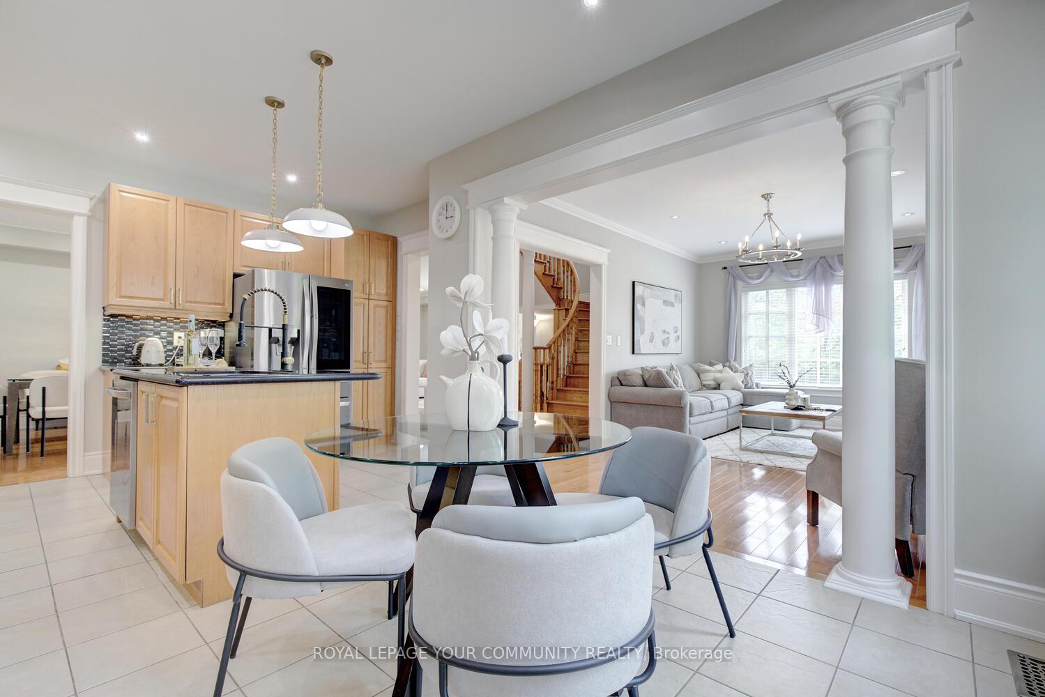 Photo 23 of 2 Aegis Drive, Vaughan, Patterson — HOMEH