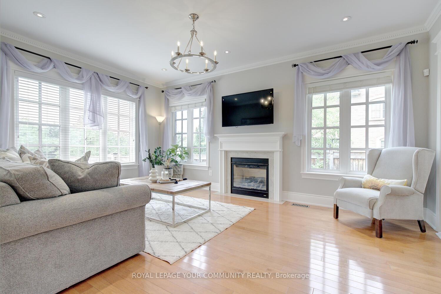 Photo 25 of 2 Aegis Drive, Vaughan, Patterson — HOMEH