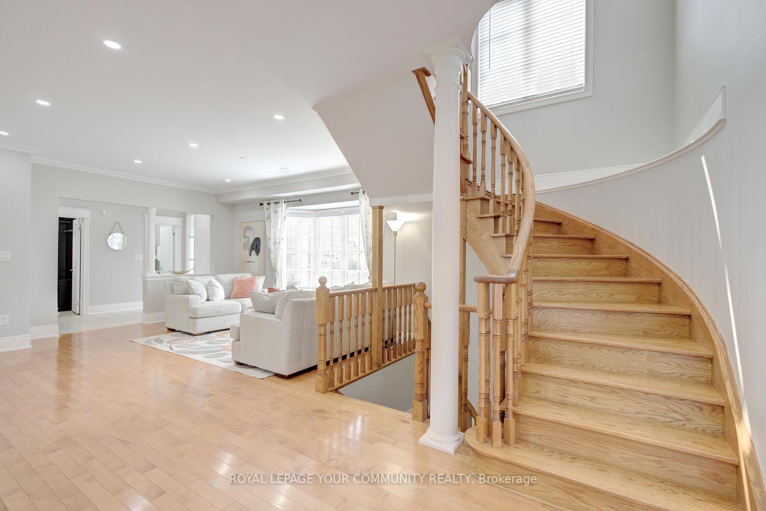 Photo 29 of 2 Aegis Drive, Vaughan, Patterson — HOMEH