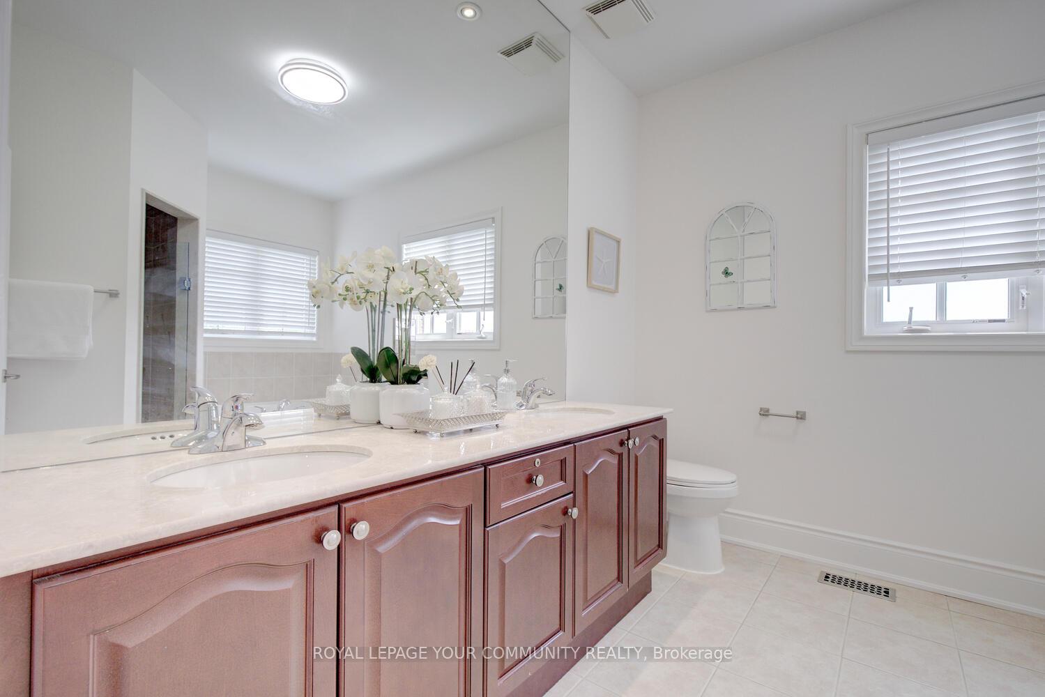 Photo 33 of 2 Aegis Drive, Vaughan, Patterson — HOMEH