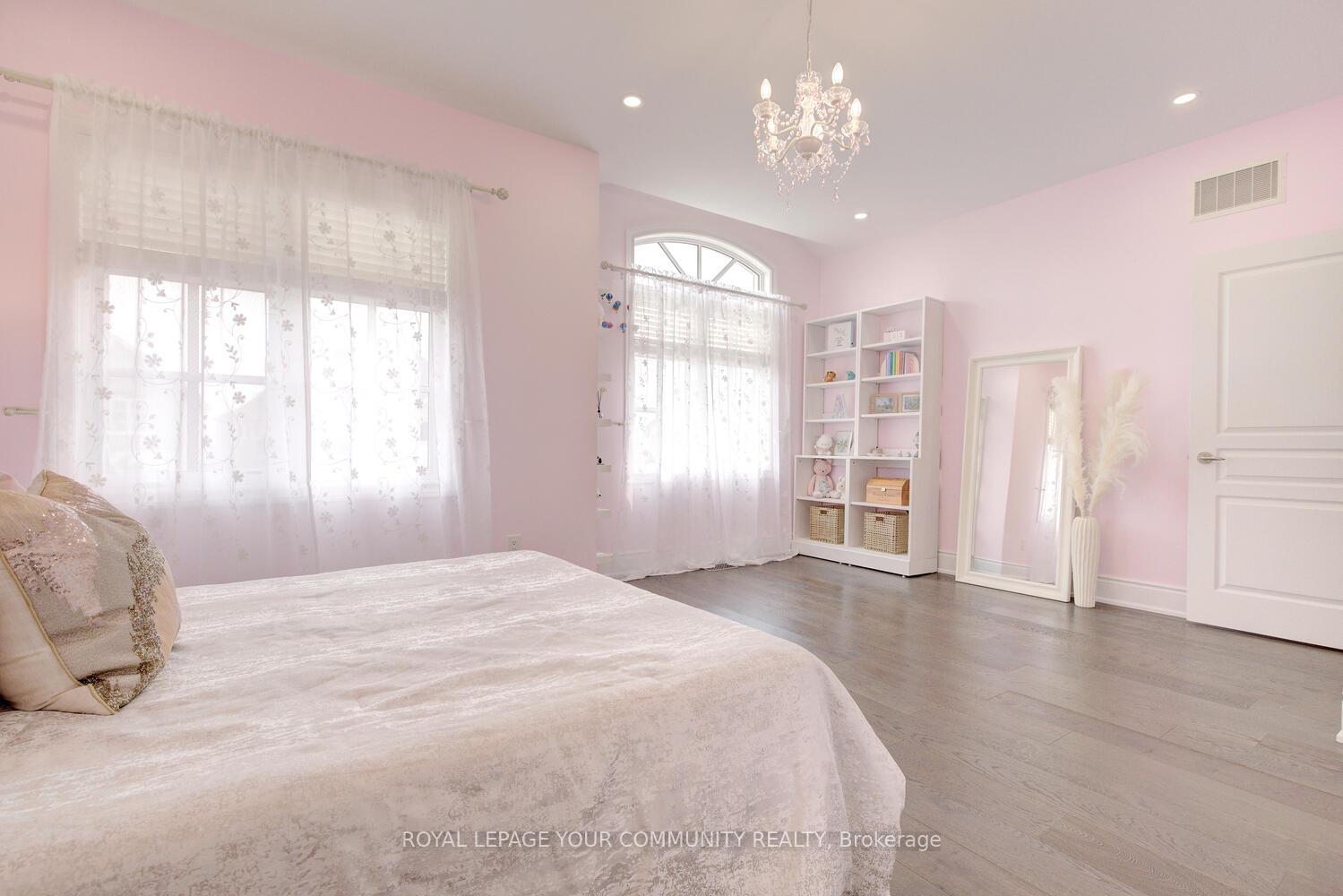 Photo 36 of 2 Aegis Drive, Vaughan, Patterson — HOMEH