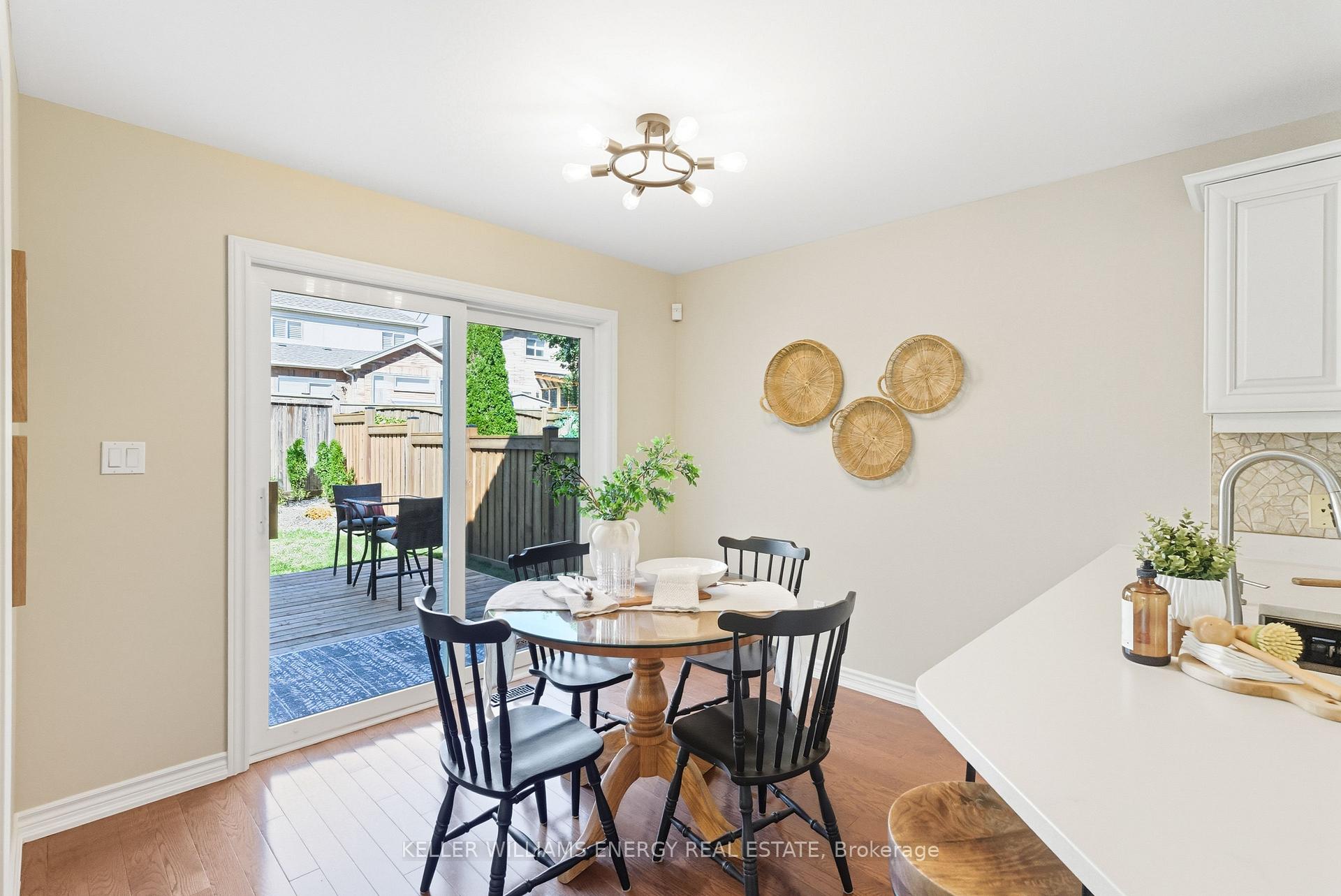 Photo 11 of 47 Scepter Place, Whitby, Rolling Acres — HOMEH