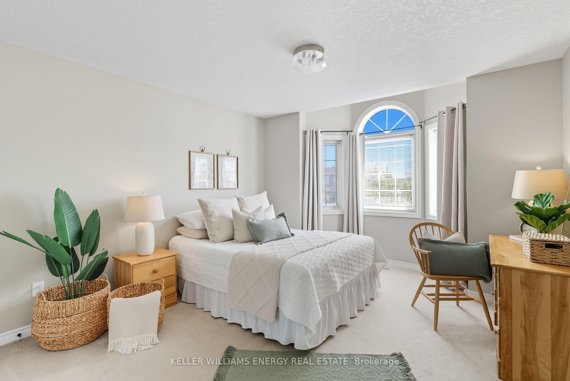 Photo 18 of 47 Scepter Place, Whitby, Rolling Acres — HOMEH