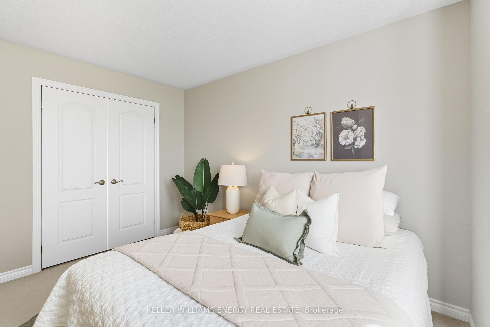 Photo 20 of 47 Scepter Place, Whitby, Rolling Acres — HOMEH