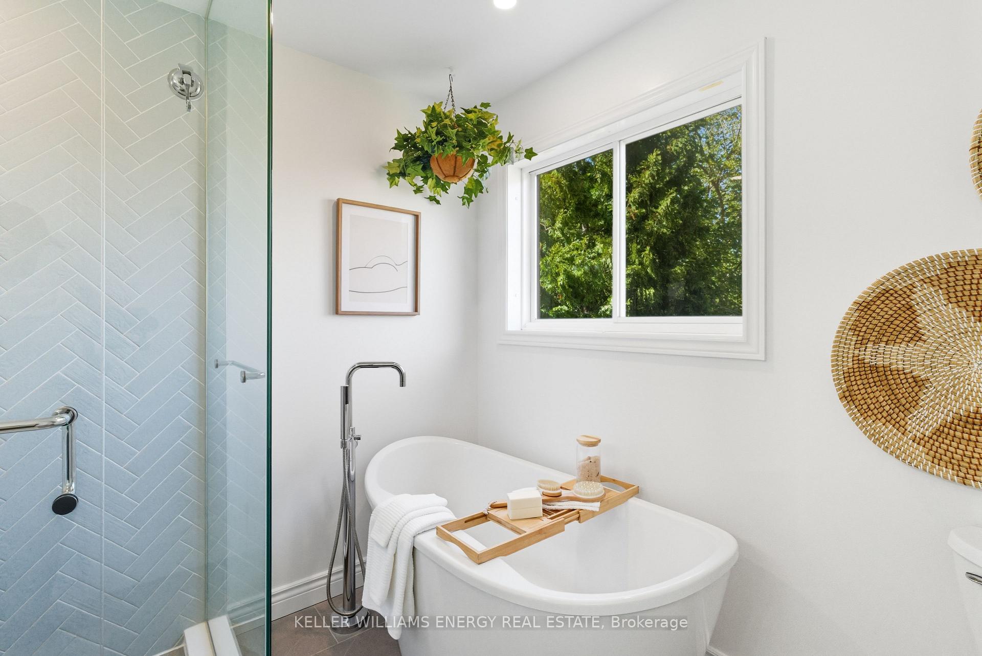Photo 31 of 47 Scepter Place, Whitby, Rolling Acres — HOMEH
