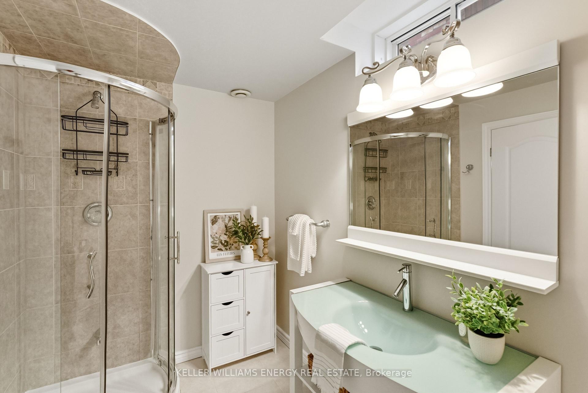 Photo 35 of 47 Scepter Place, Whitby, Rolling Acres — HOMEH