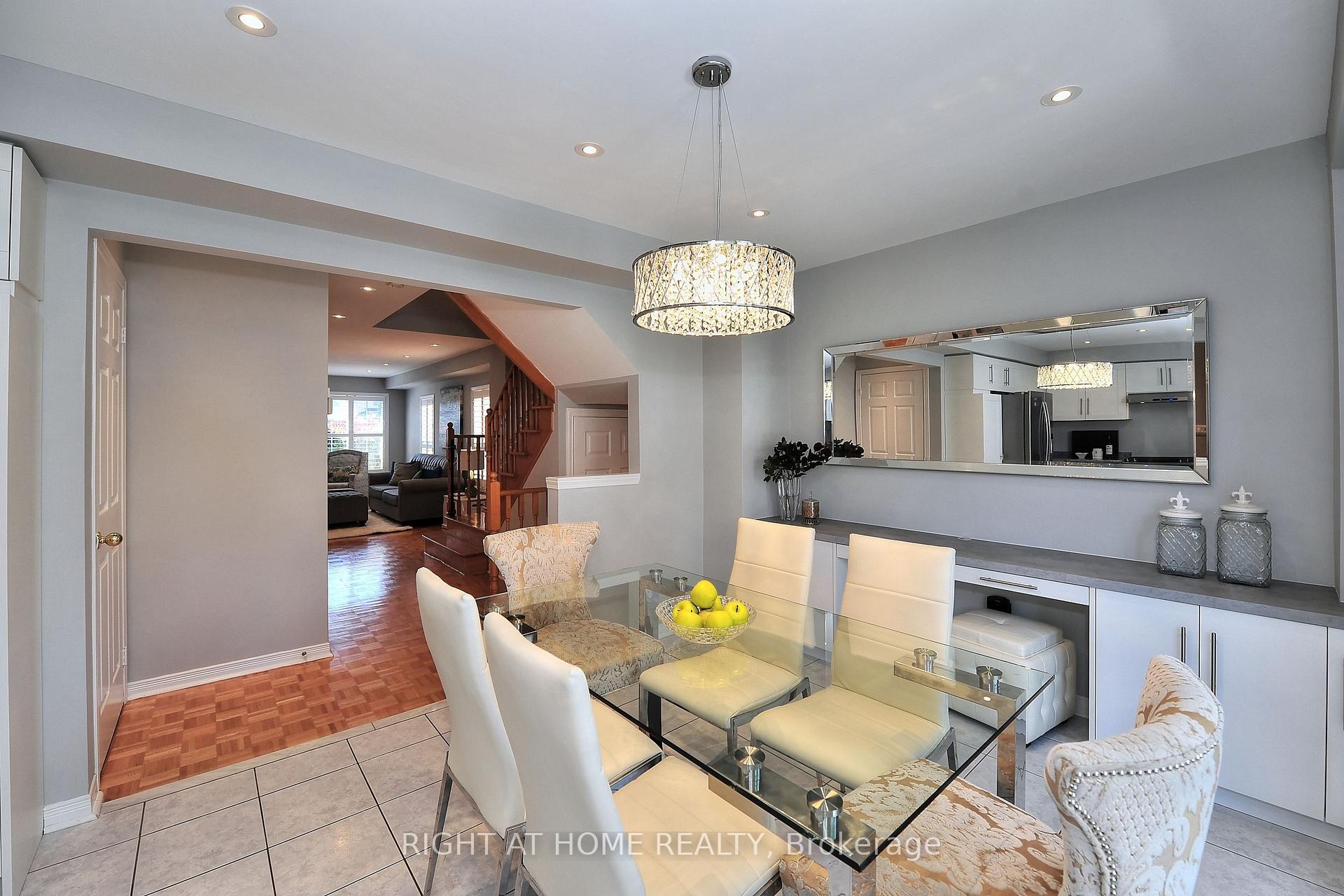 Photo 11 of 11 Giovanni Way, Vaughan, Sonoma Heights — HOMEH