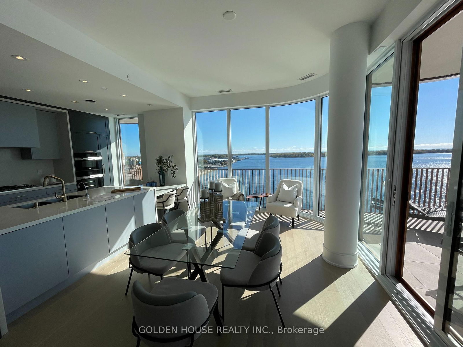 Photo 6 of Unit 1112, 155 Merchants' Wharf, Toronto, Waterfront Communities — HOMEH
