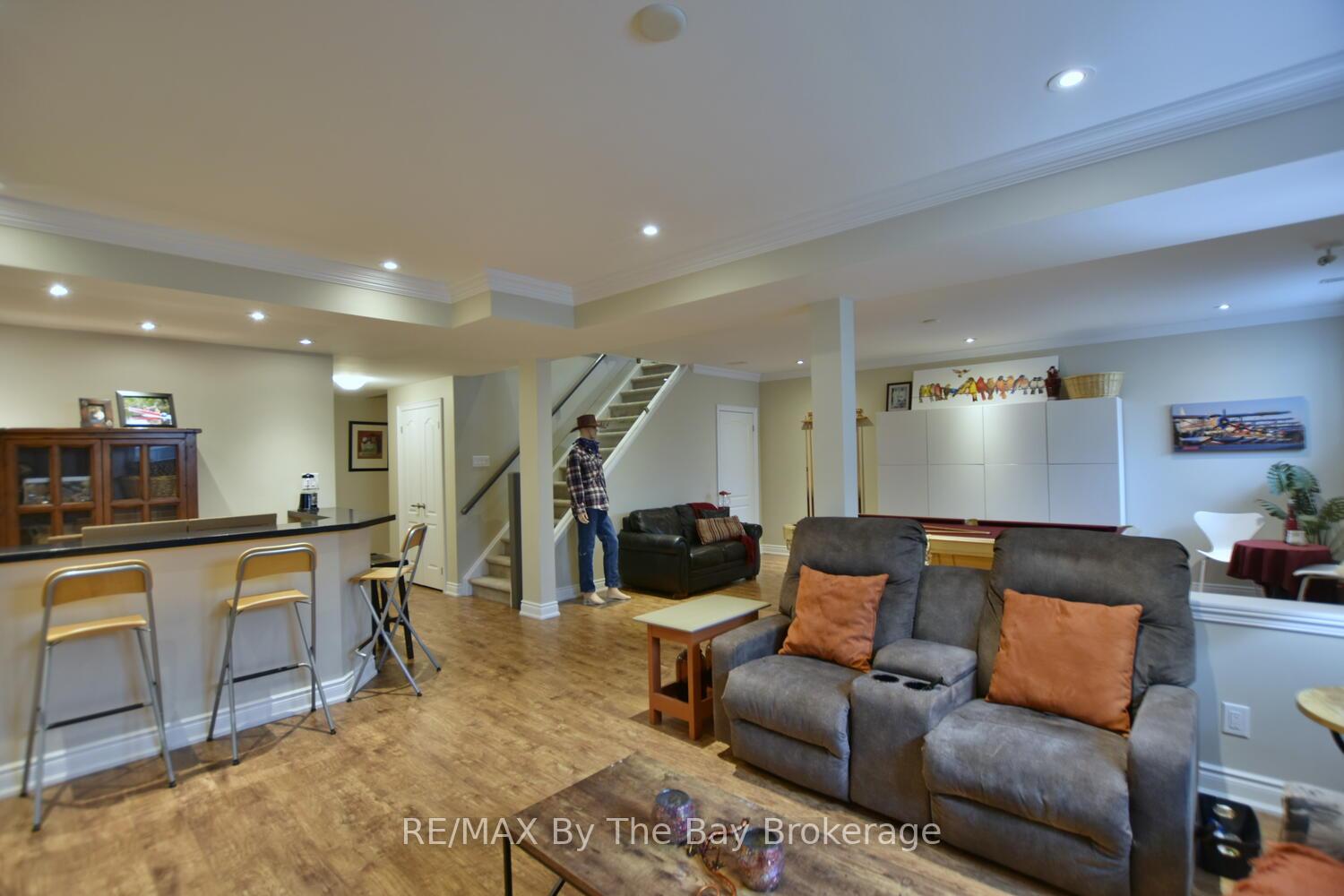 Photo 24 of 75 40th Street S, Wasaga Beach — HOMEH