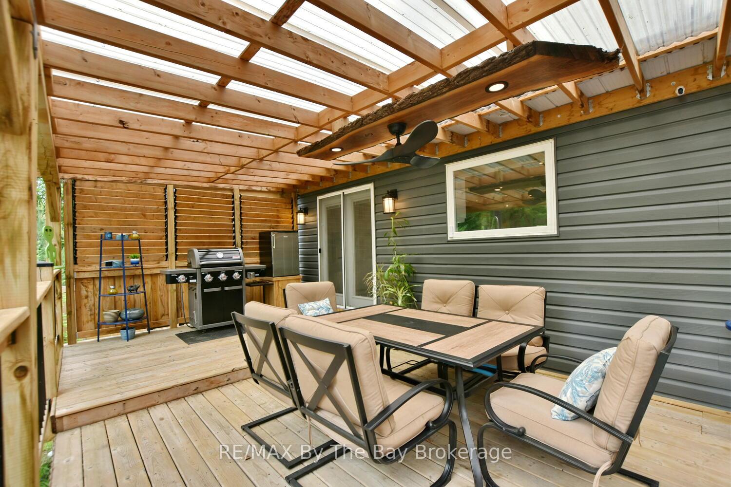 Photo 34 of 75 40th Street S, Wasaga Beach — HOMEH