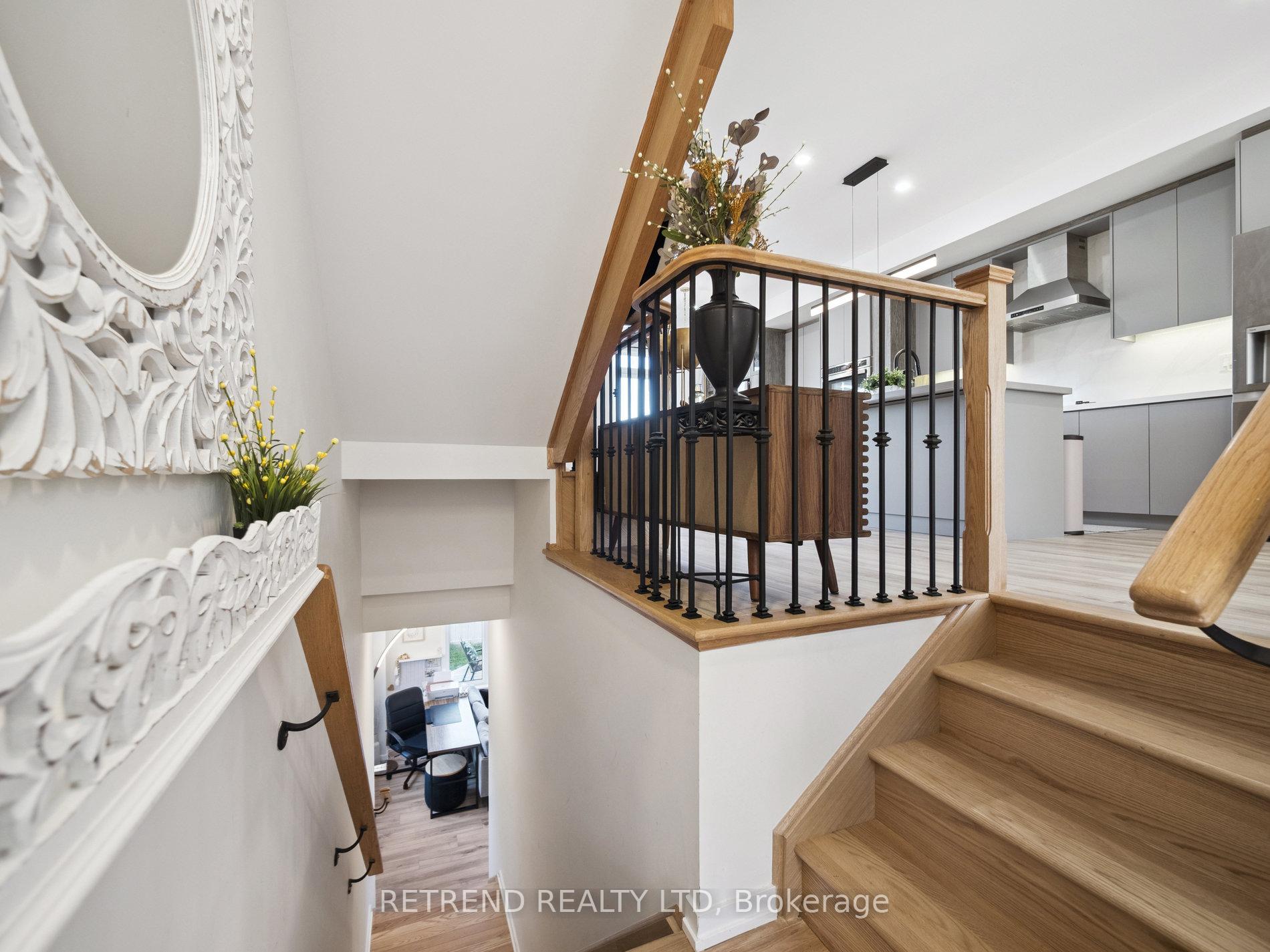 Photo 6 of 1 Rattenbury Road, Vaughan, Patterson — HOMEH