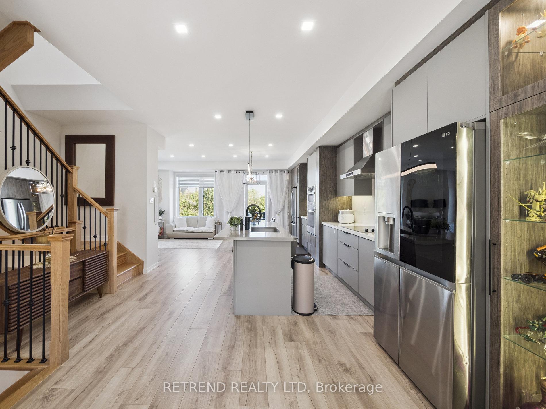 Photo 9 of 1 Rattenbury Road, Vaughan, Patterson — HOMEH