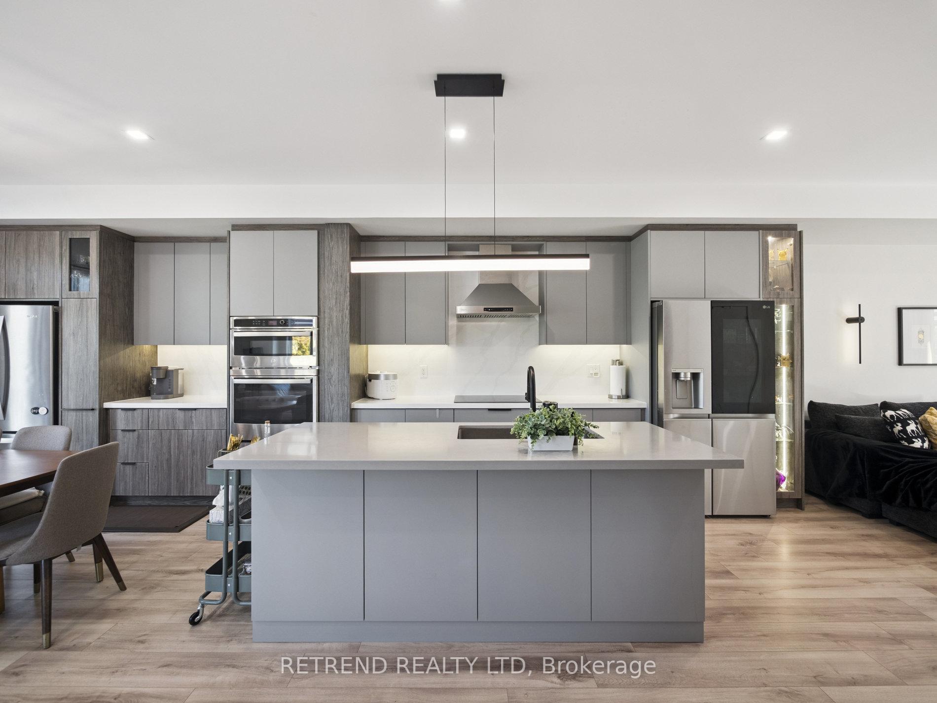Photo 10 of 1 Rattenbury Road, Vaughan, Patterson — HOMEH