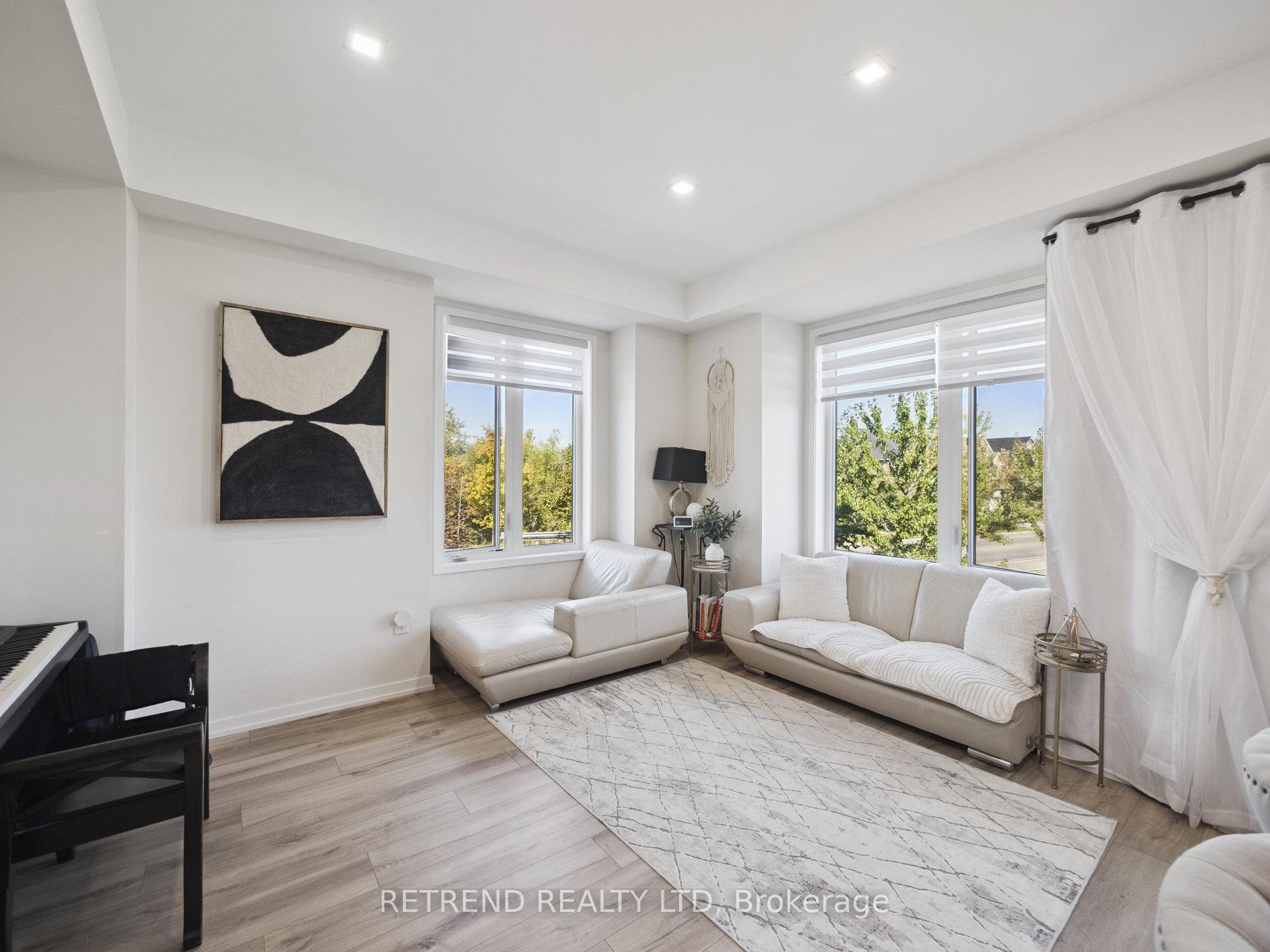 Photo 16 of 1 Rattenbury Road, Vaughan, Patterson — HOMEH