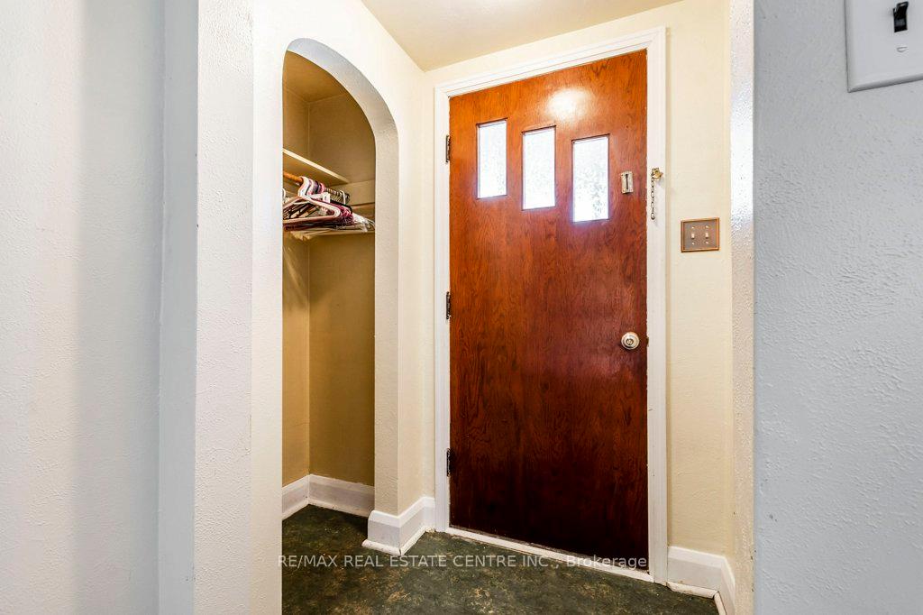 Photo 32 of 23 Elgin Street, Waterloo, Downtown Waterloo — HOMEH