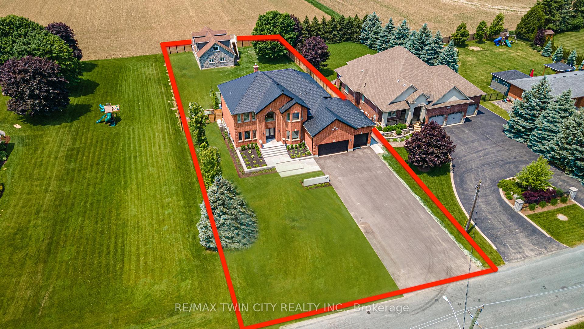 Photo 7 of 10 Eldale Road, Woolwich, Elmira — HOMEH