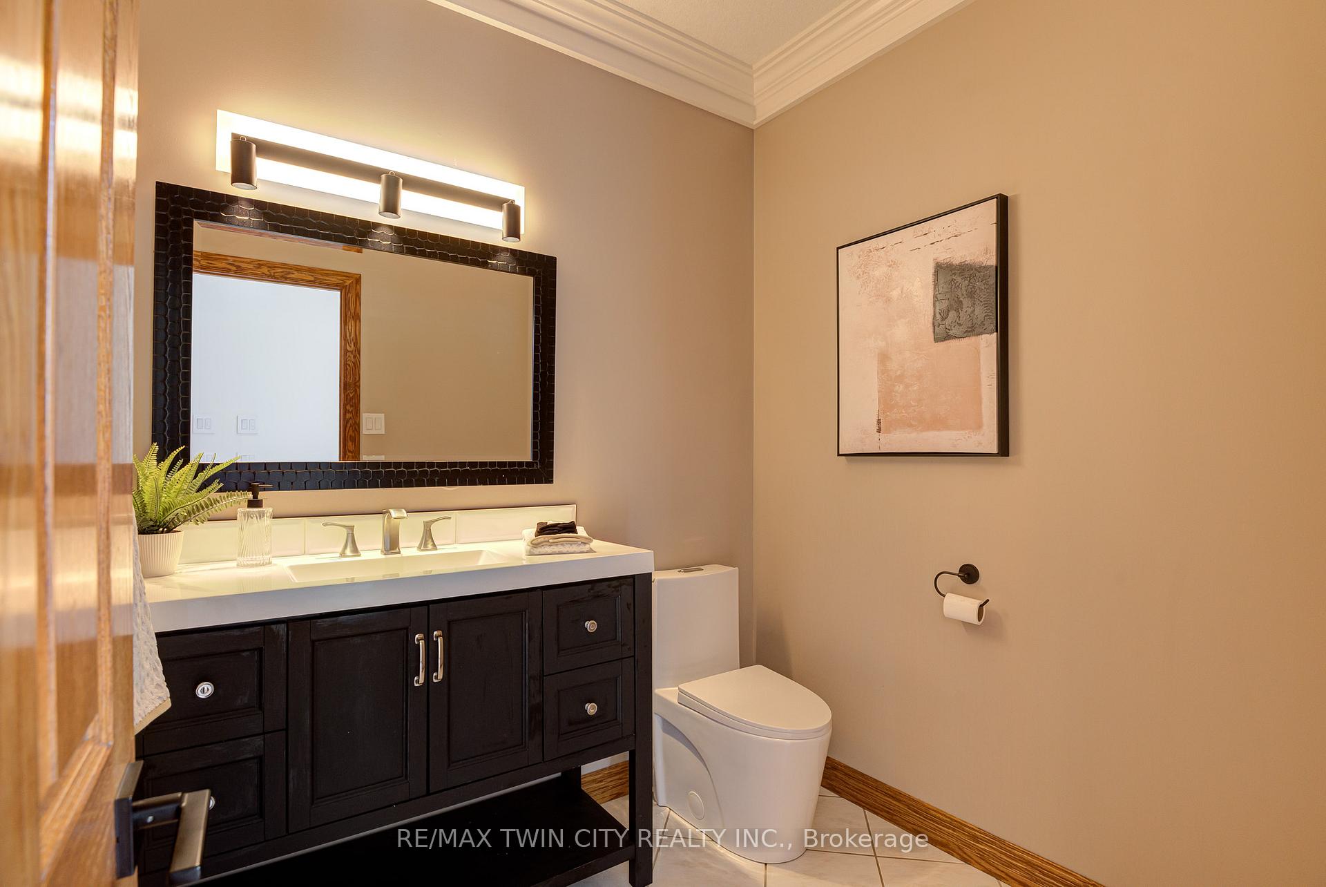 Photo 18 of 10 Eldale Road, Woolwich, Elmira — HOMEH