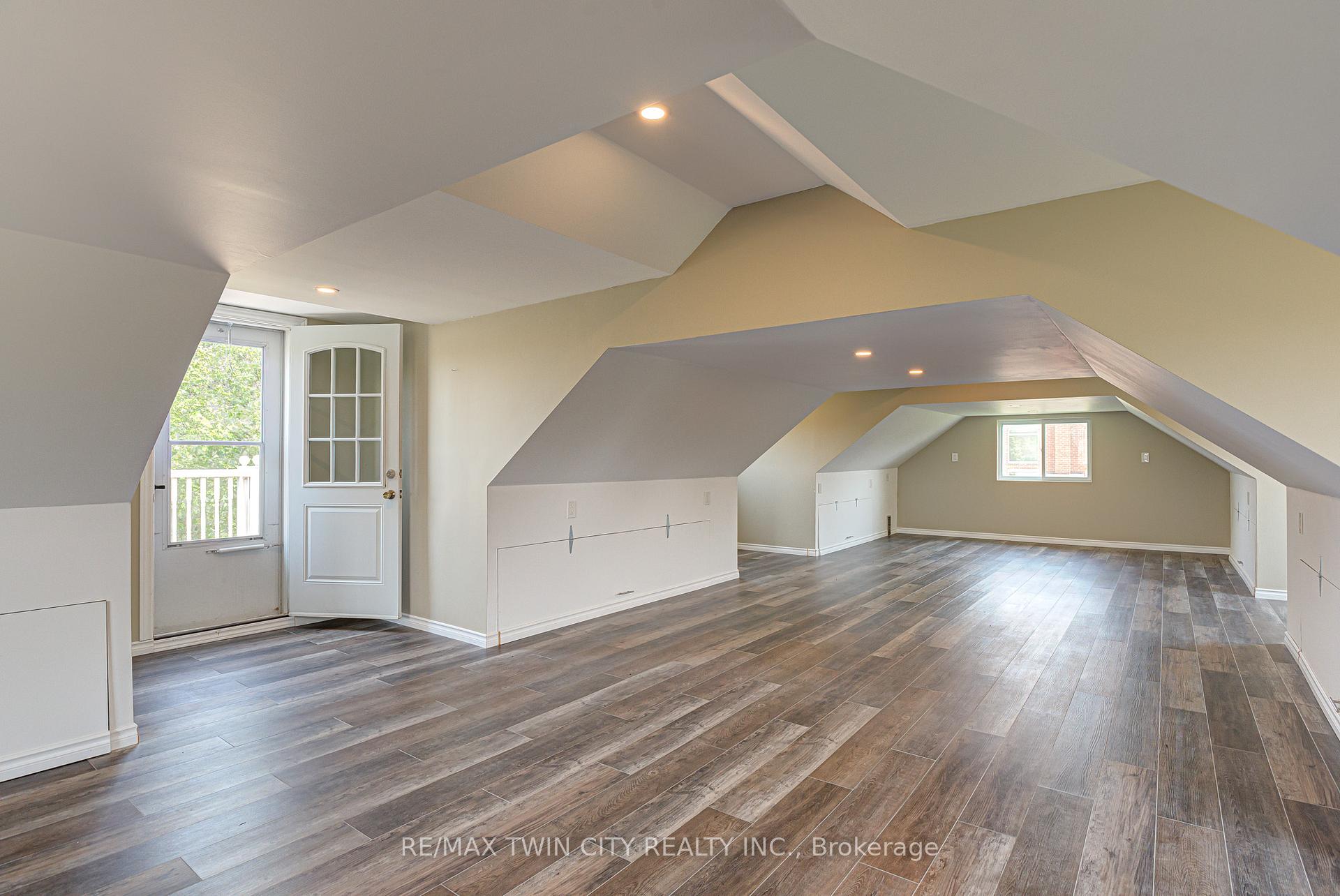 Photo 48 of 10 Eldale Road, Woolwich, Elmira — HOMEH