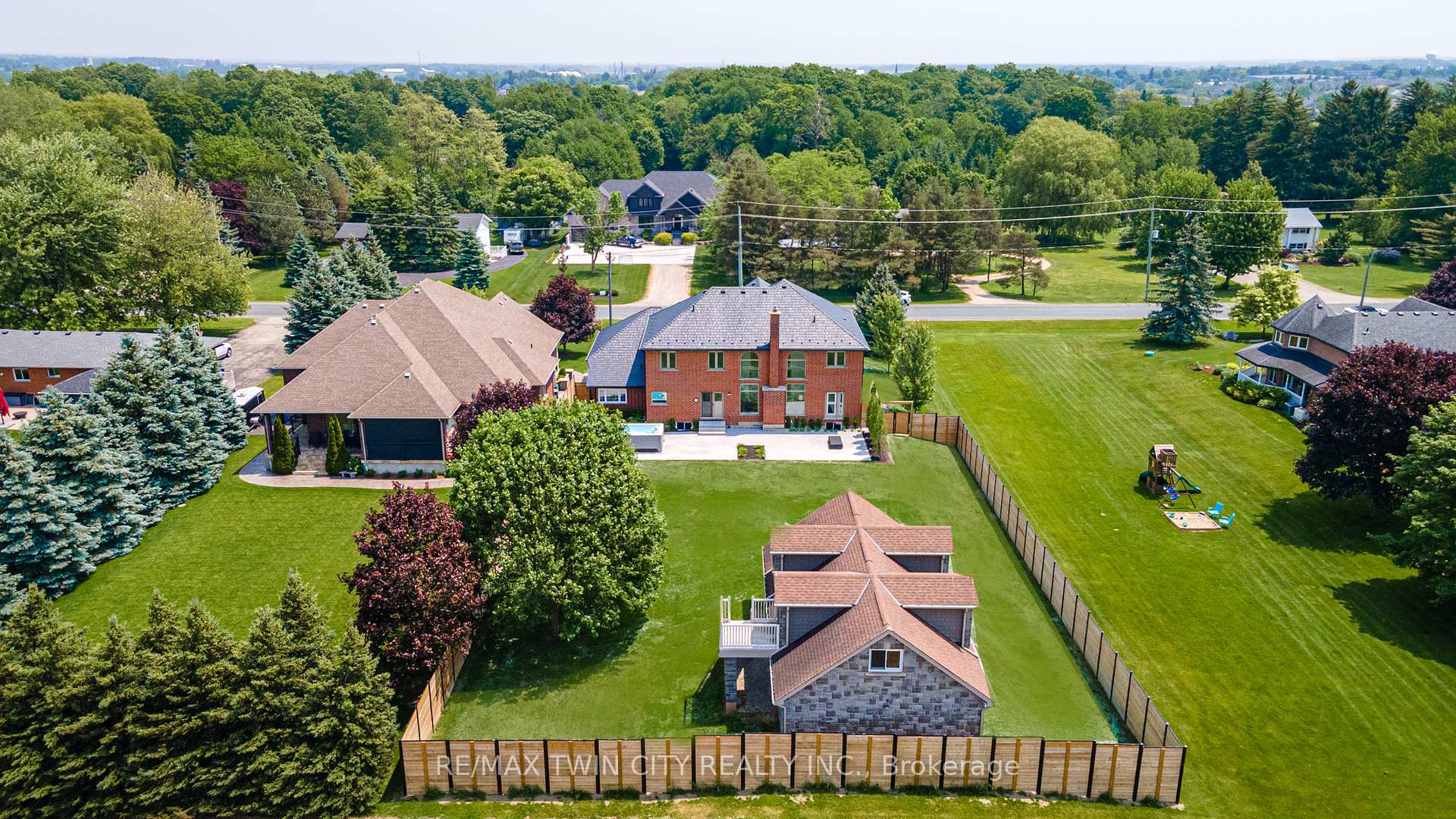 Photo 49 of 10 Eldale Road, Woolwich, Elmira — HOMEH