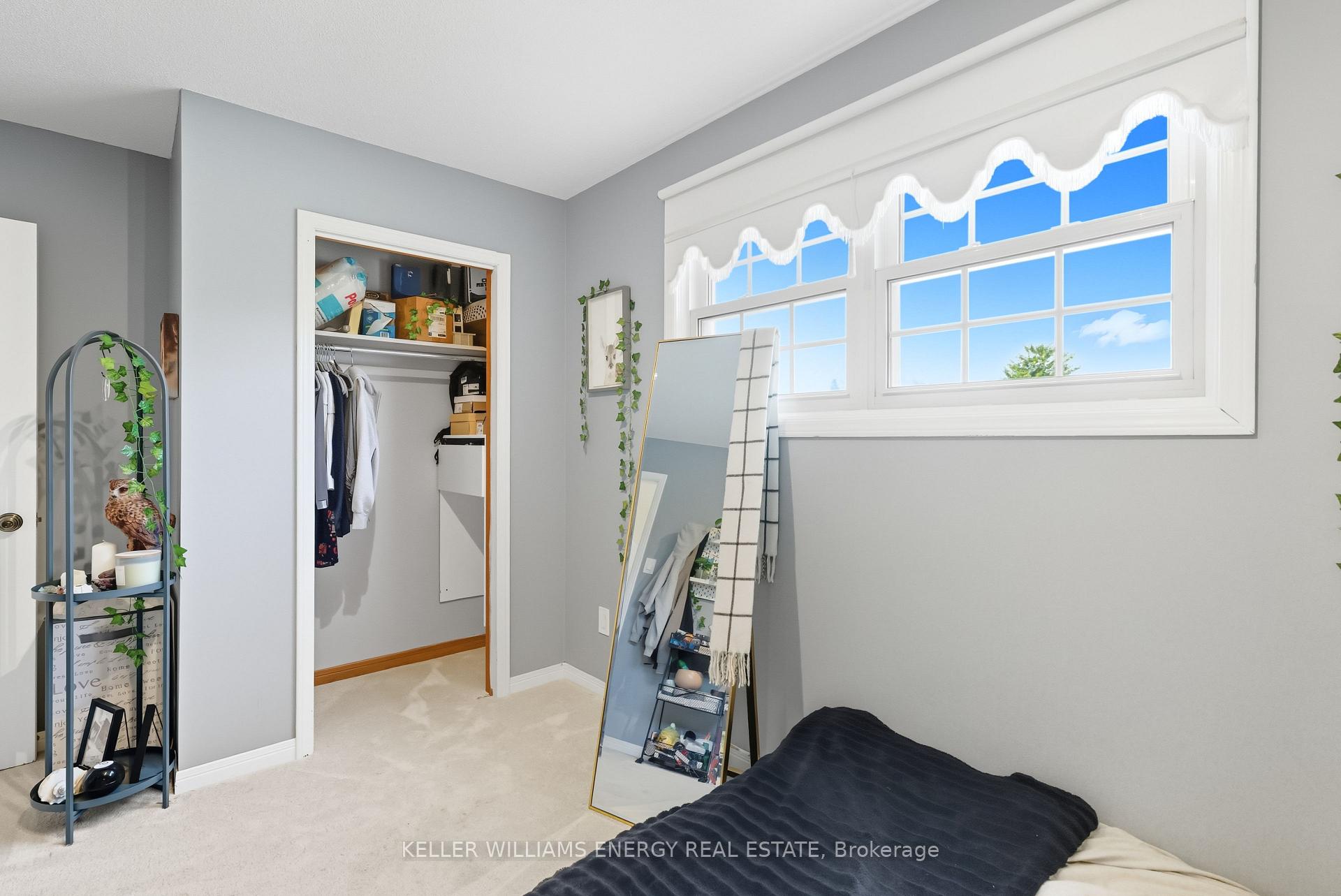Photo 29 of 54 Canadian Oaks Drive, Whitby, Blue Grass Meadows — HOMEH
